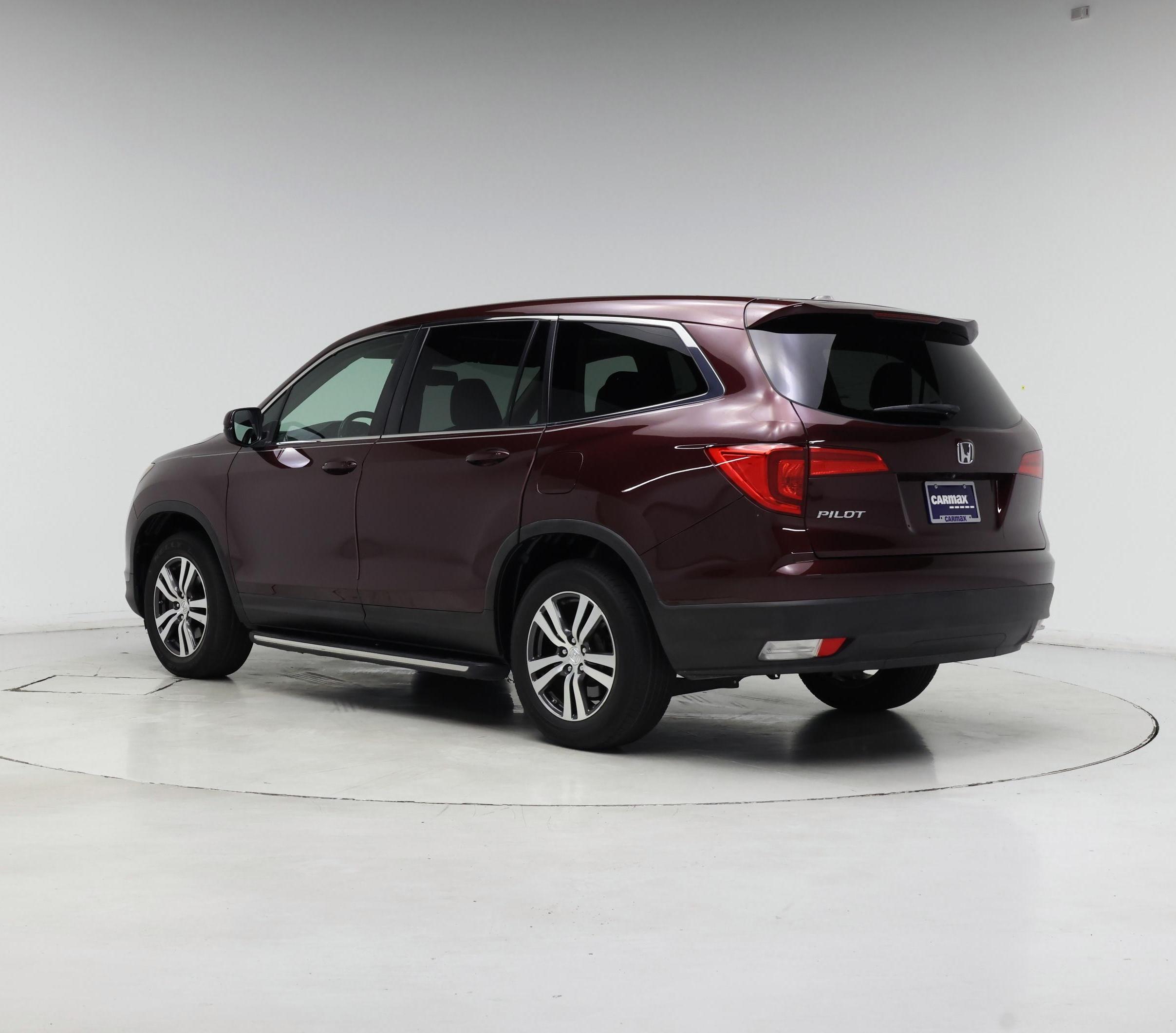 Thumbnail: 2016 Honda Pilot - 2