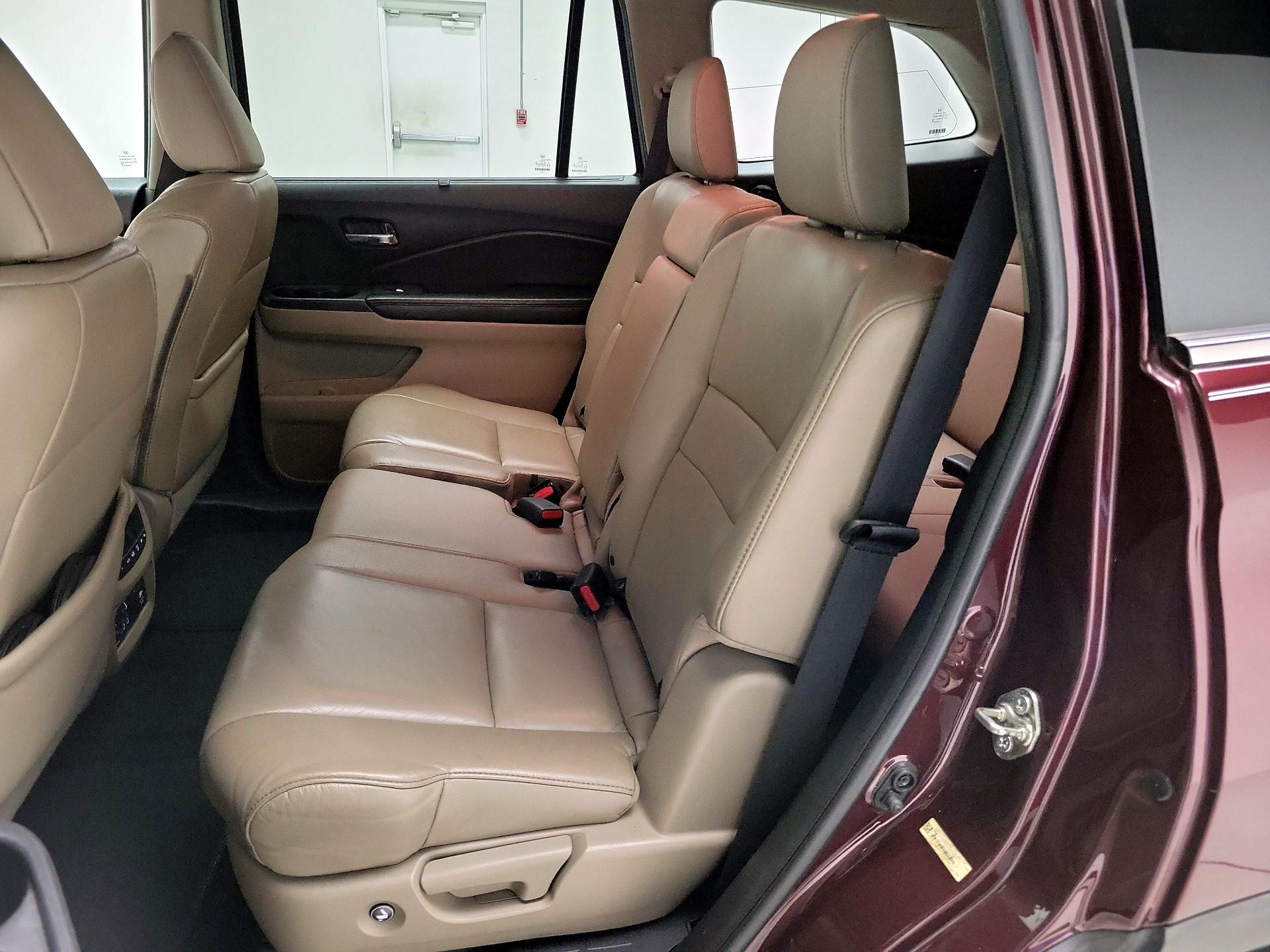 Thumbnail: 2016 Honda Pilot - 20