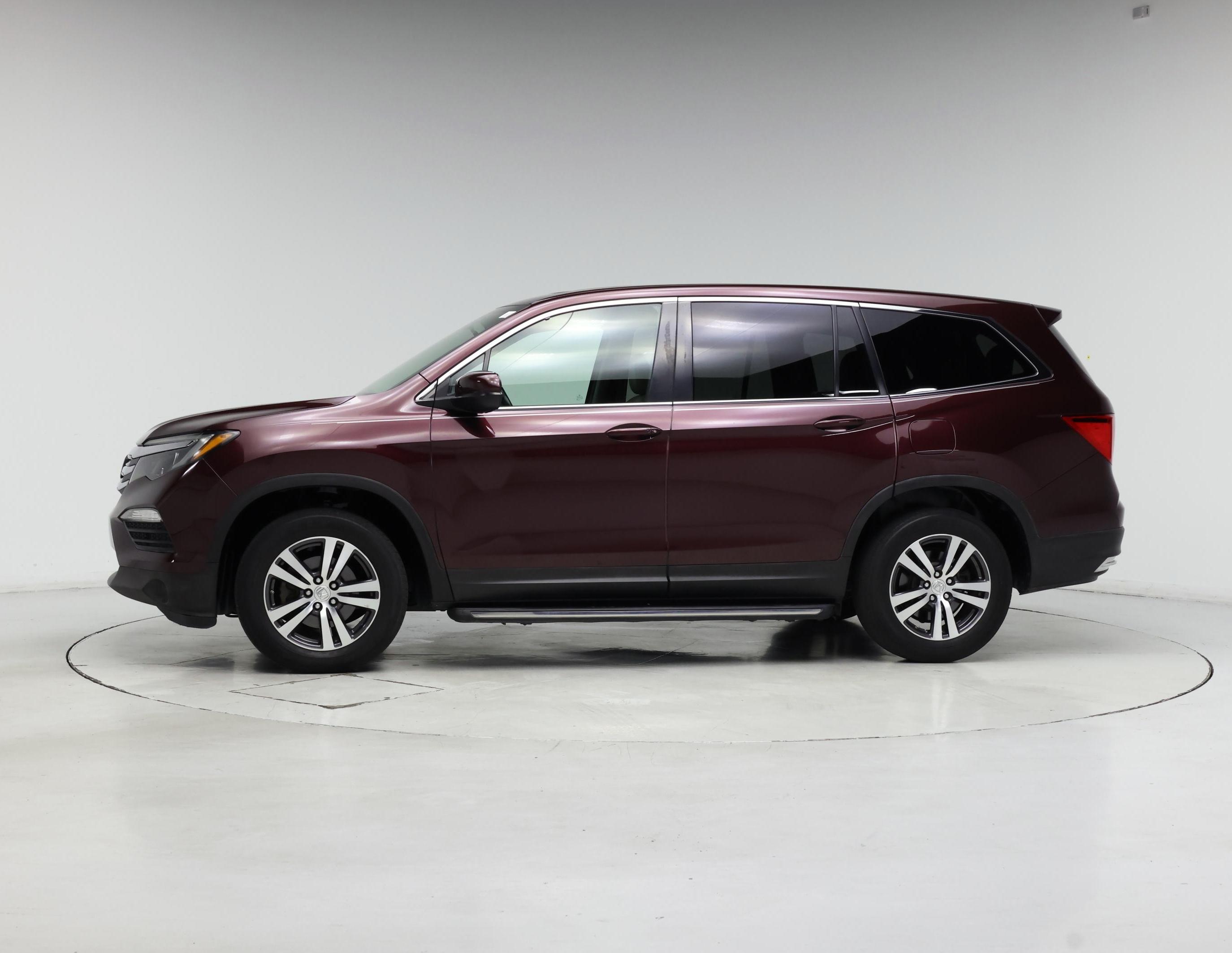 Thumbnail: 2016 Honda Pilot - 3