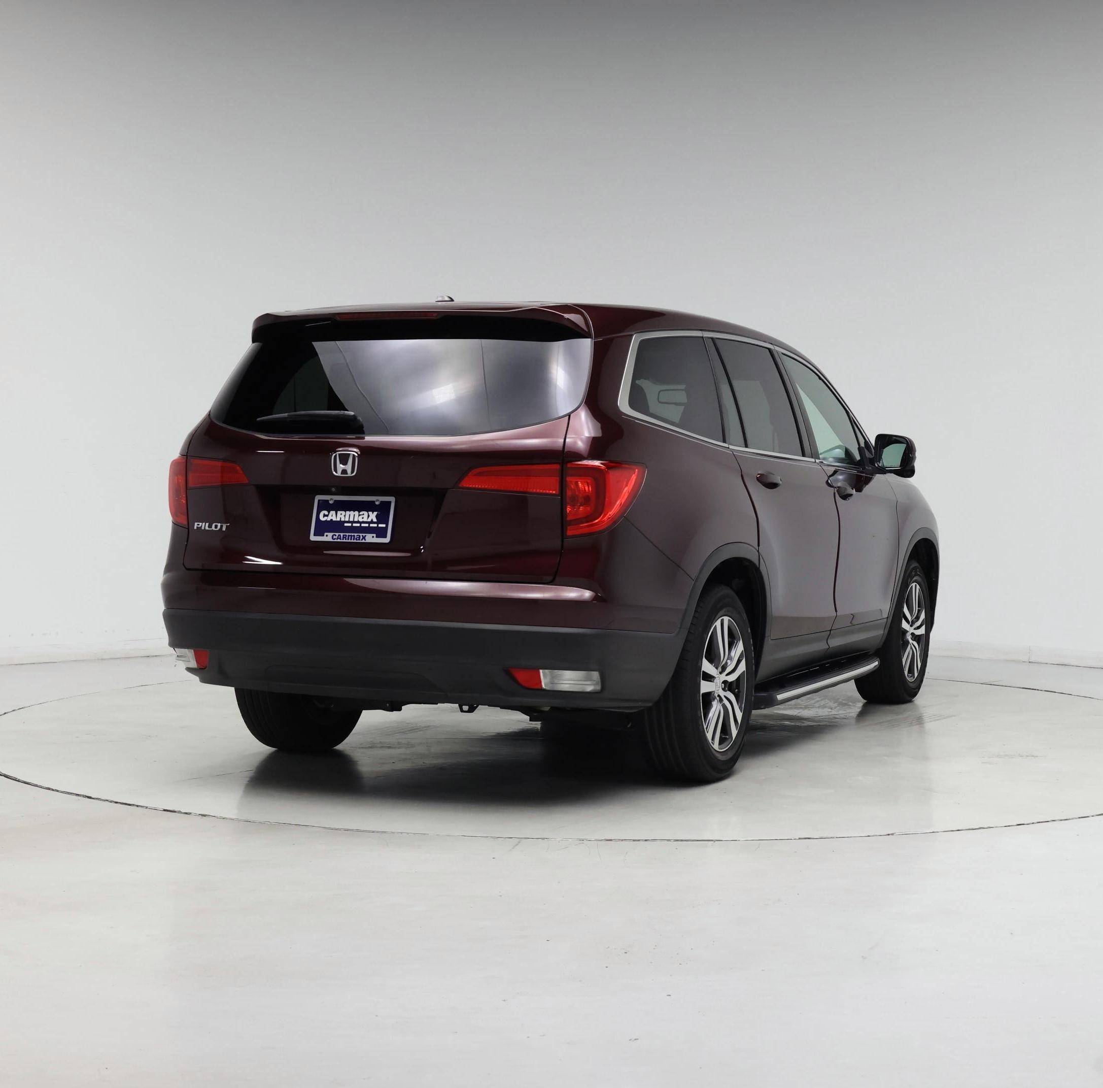 Thumbnail: 2016 Honda Pilot - 8