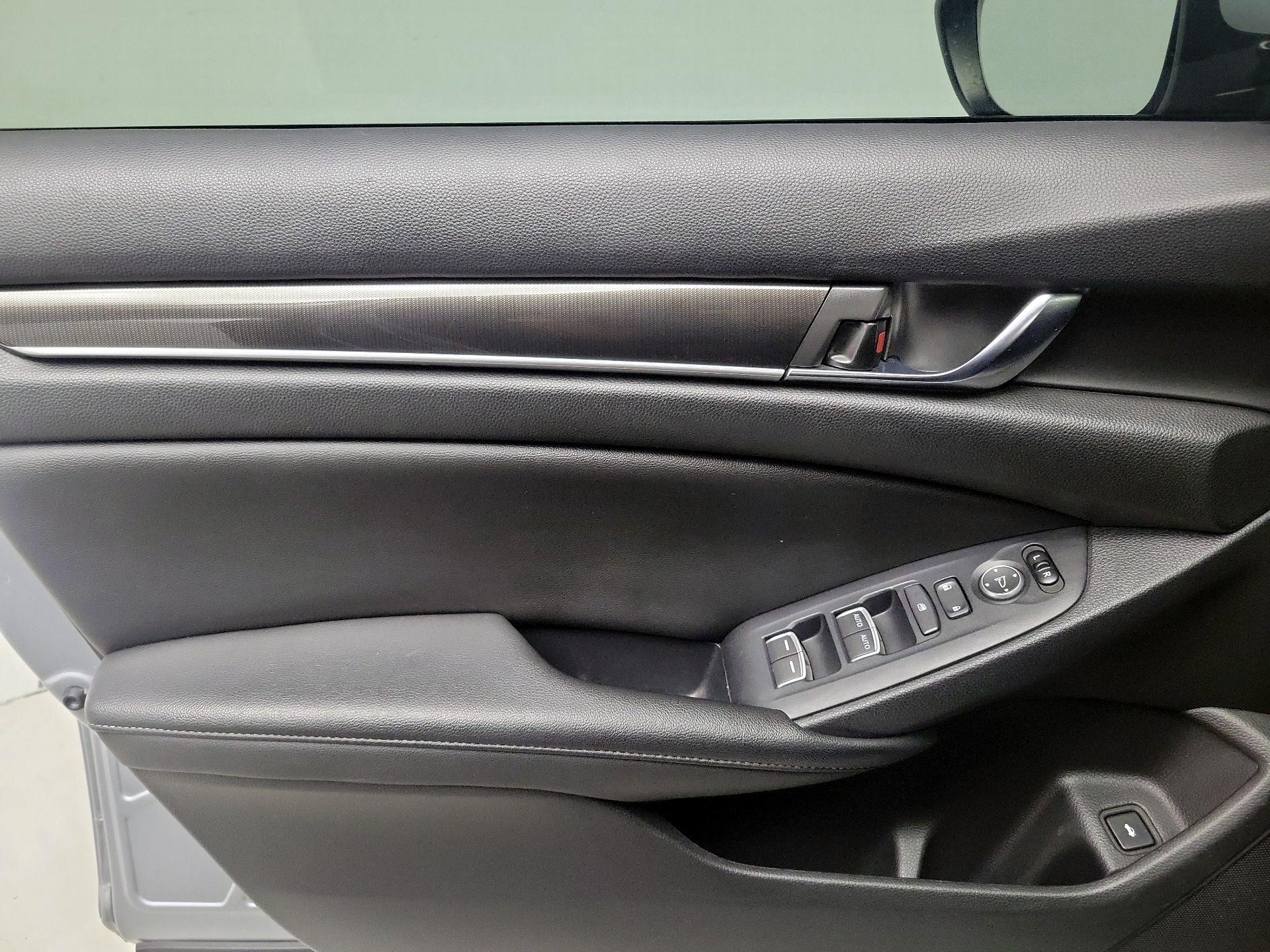 Thumbnail: 2020 Honda Accord - 12