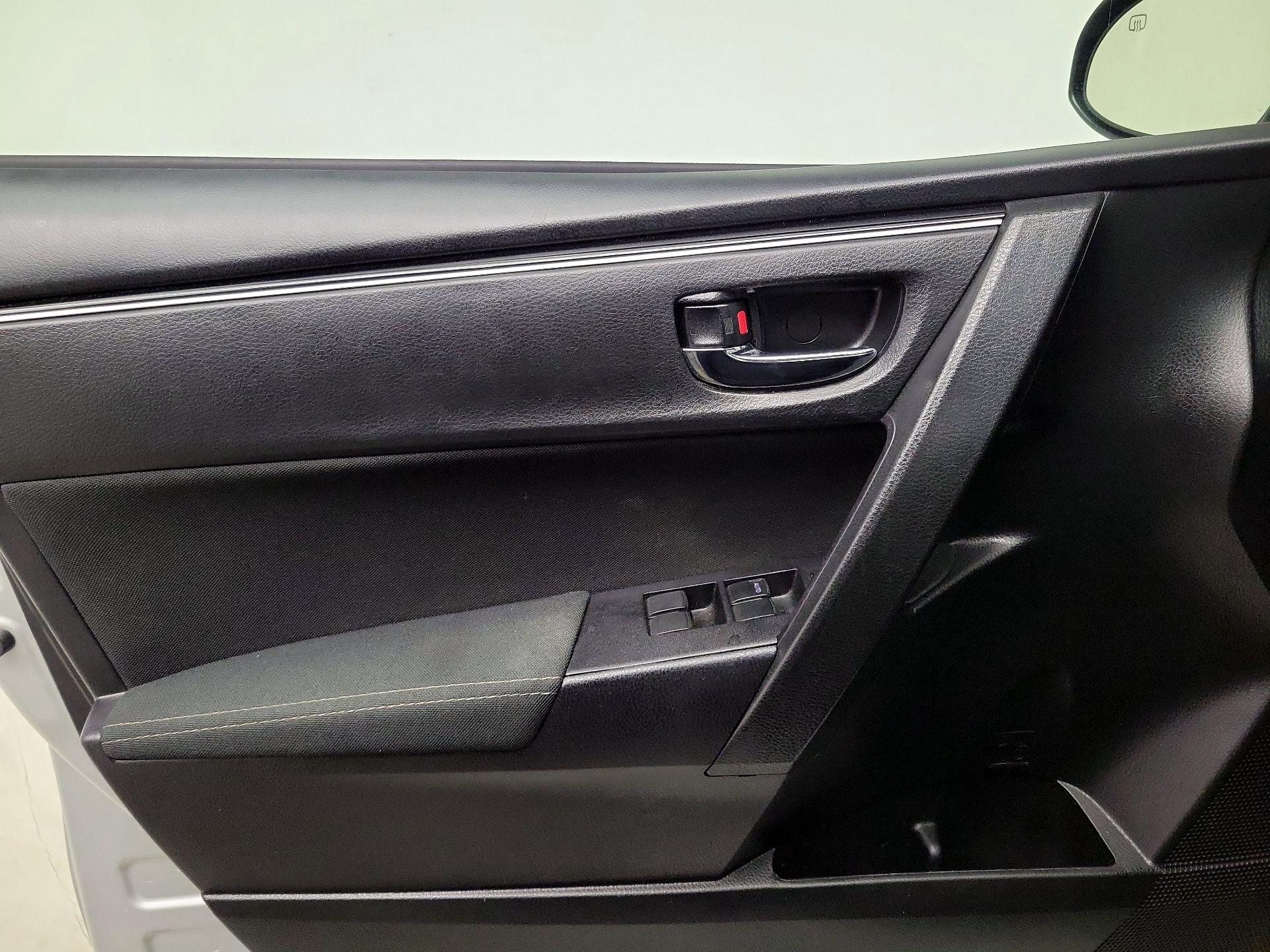 Thumbnail: 2019 Toyota Corolla - 12