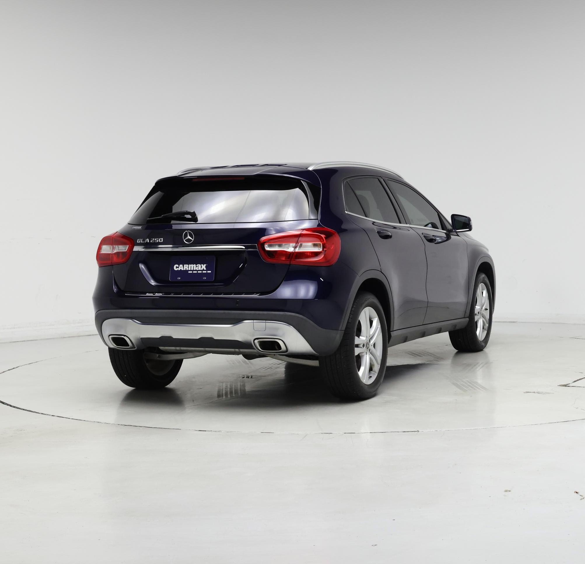 Thumbnail: 2018 Mercedes-Benz GLA - 8
