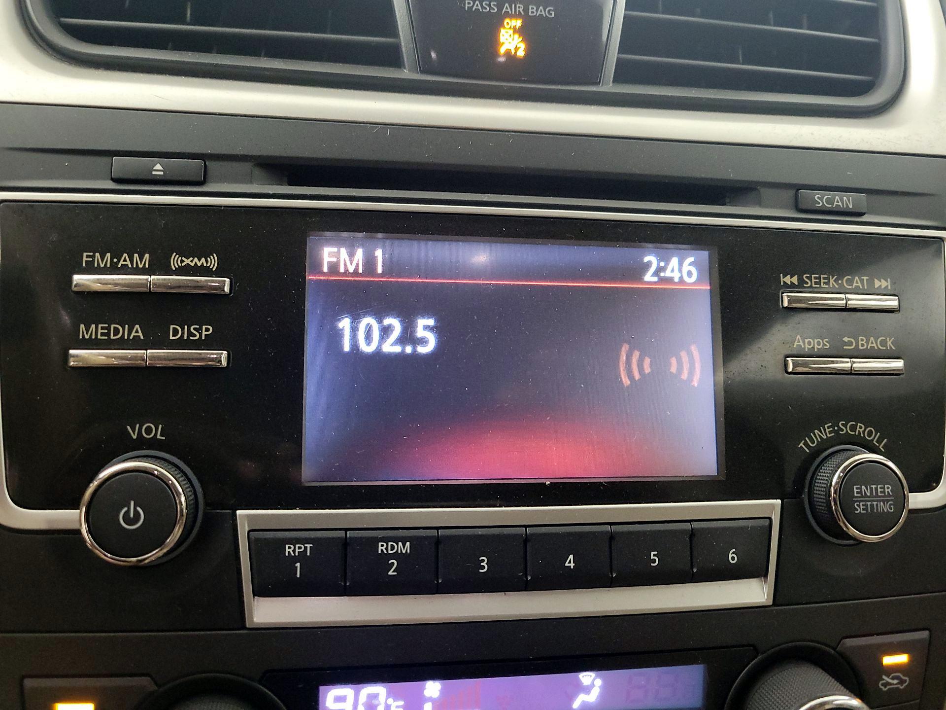 Thumbnail: 2016 Nissan Altima - 15