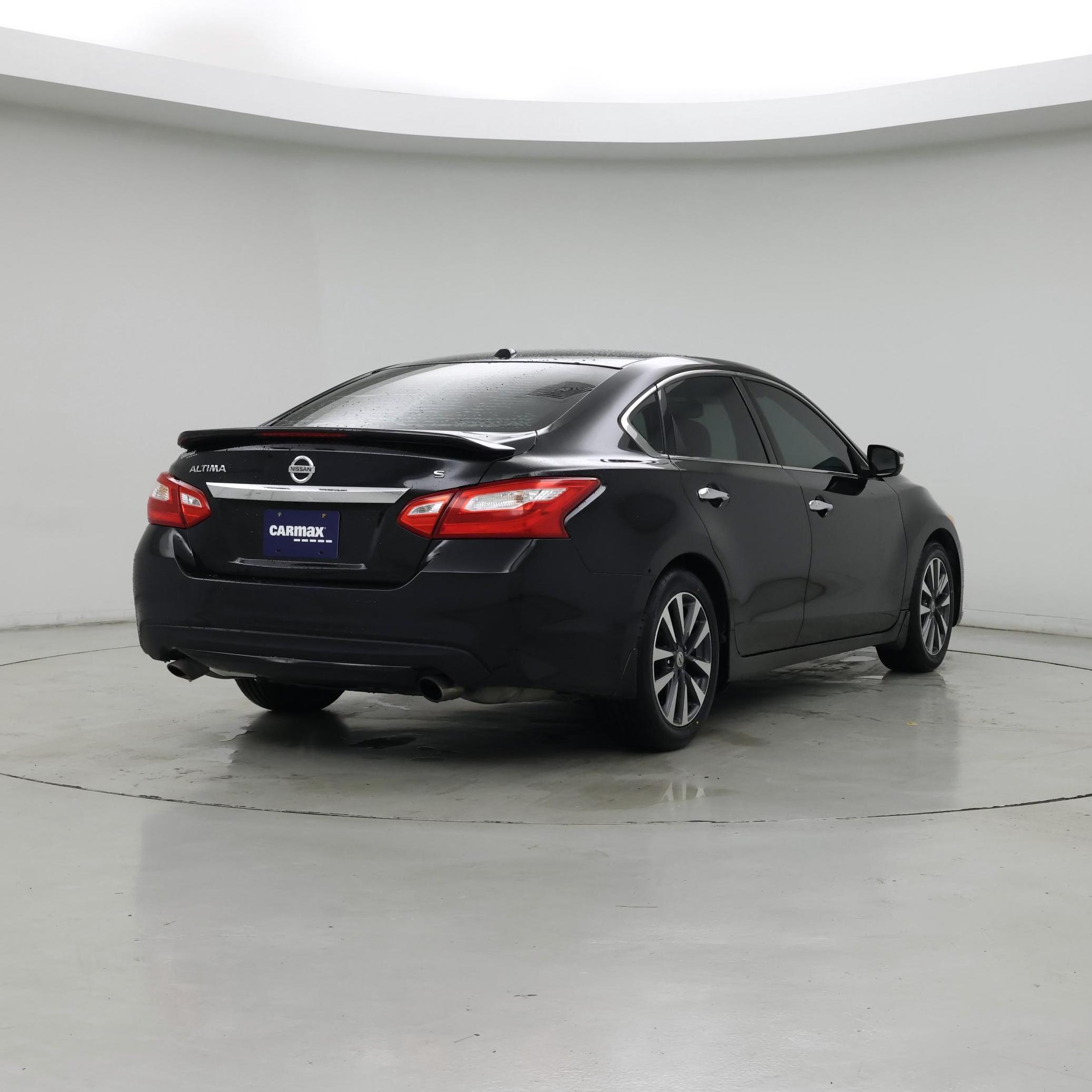 Thumbnail: 2016 Nissan Altima - 8