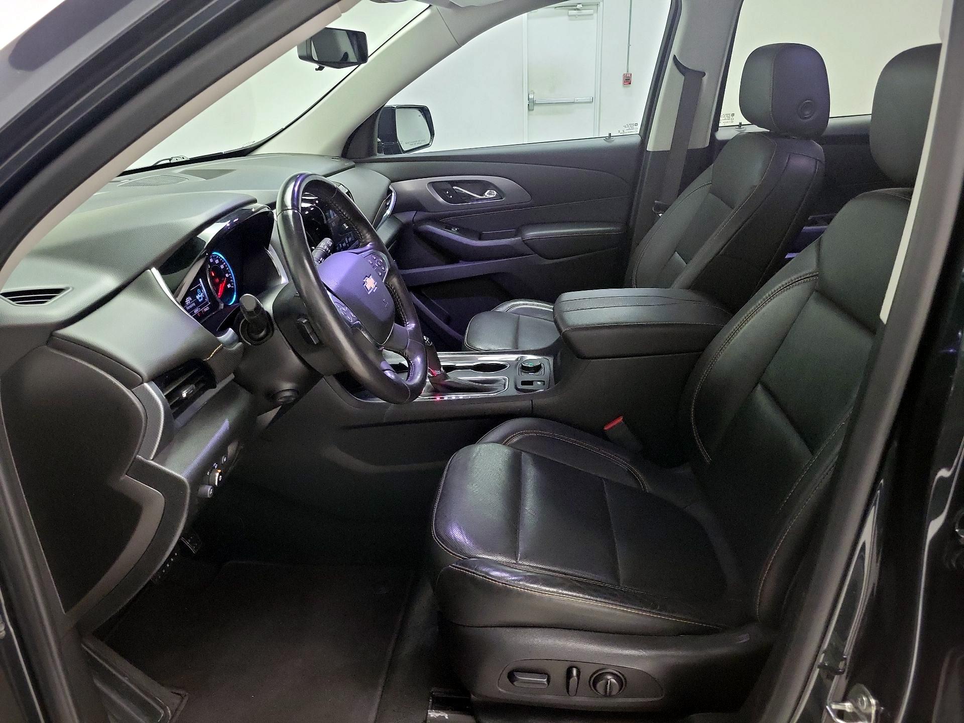 Thumbnail: 2019 Chevrolet Traverse - 11