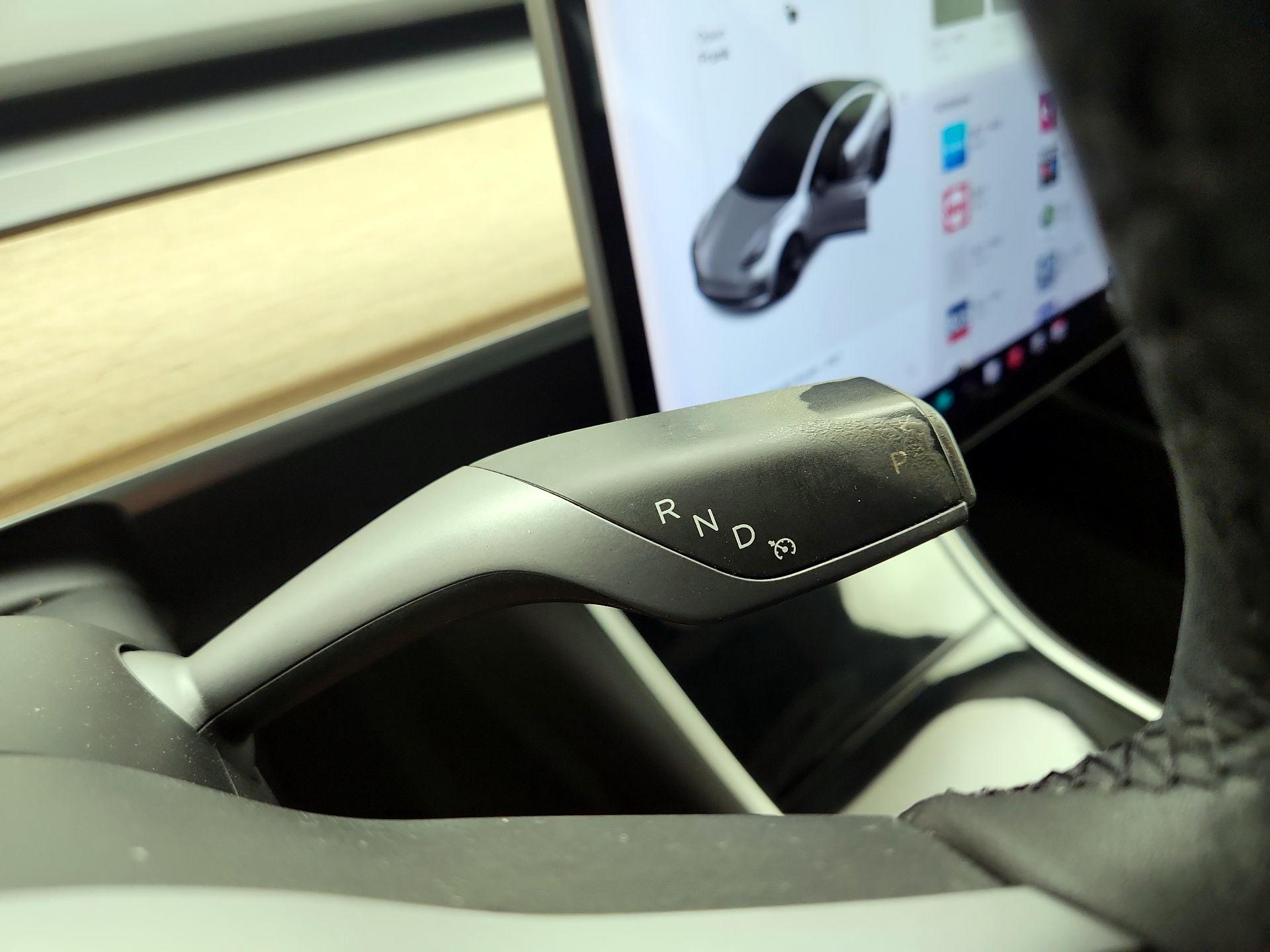 Thumbnail: 2020 Tesla Model 3 - 17