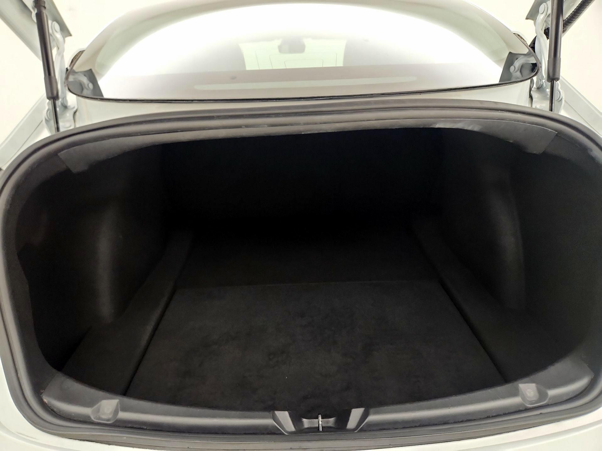 Thumbnail: 2020 Tesla Model 3 - 20
