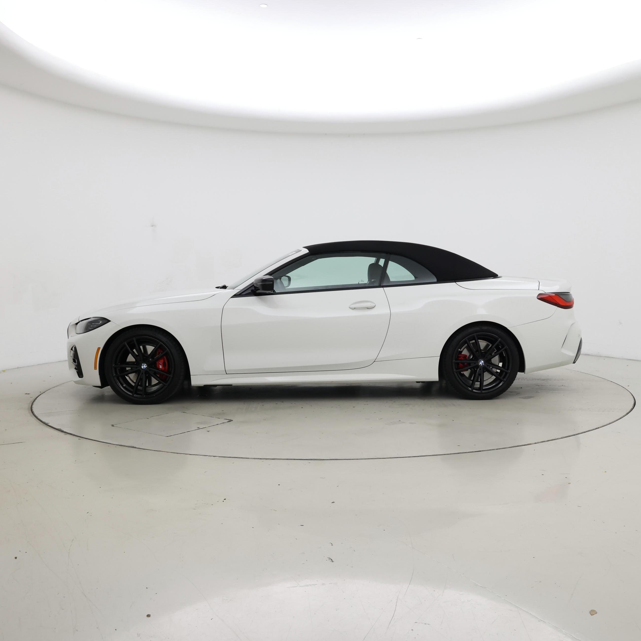 Thumbnail: 2023 BMW 4 Series - 3