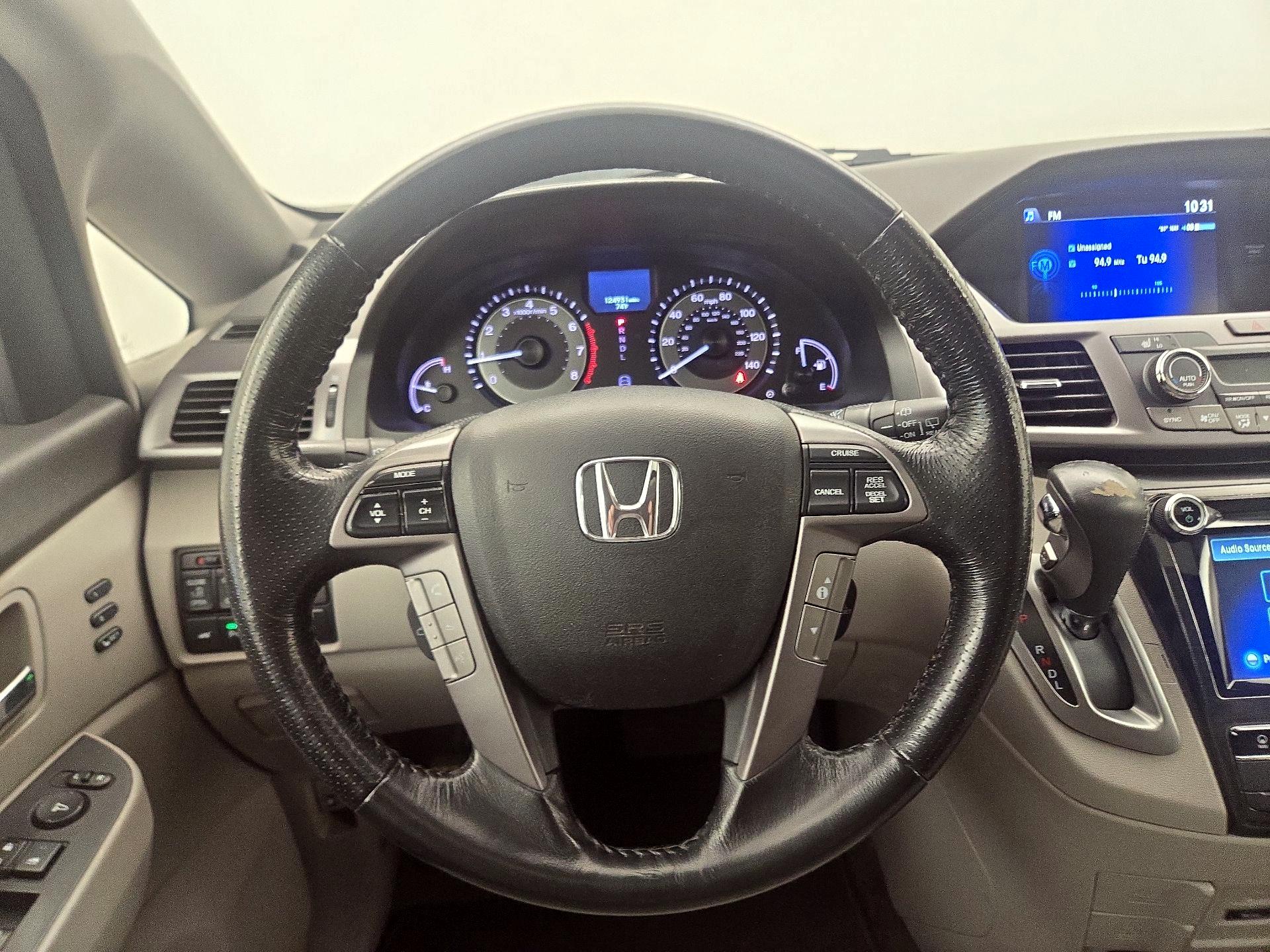 Thumbnail: 2014 Honda Odyssey - 10