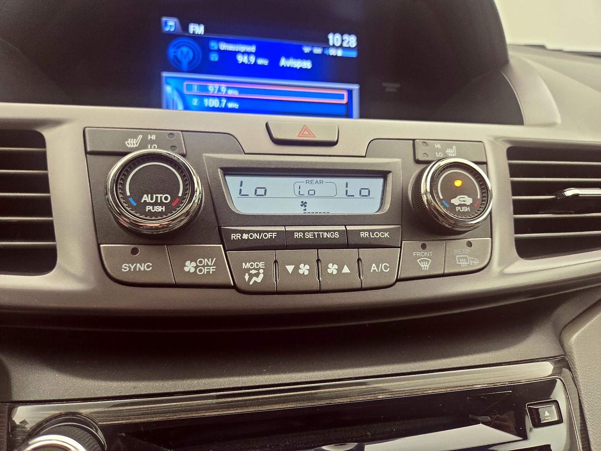 Thumbnail: 2014 Honda Odyssey - 16