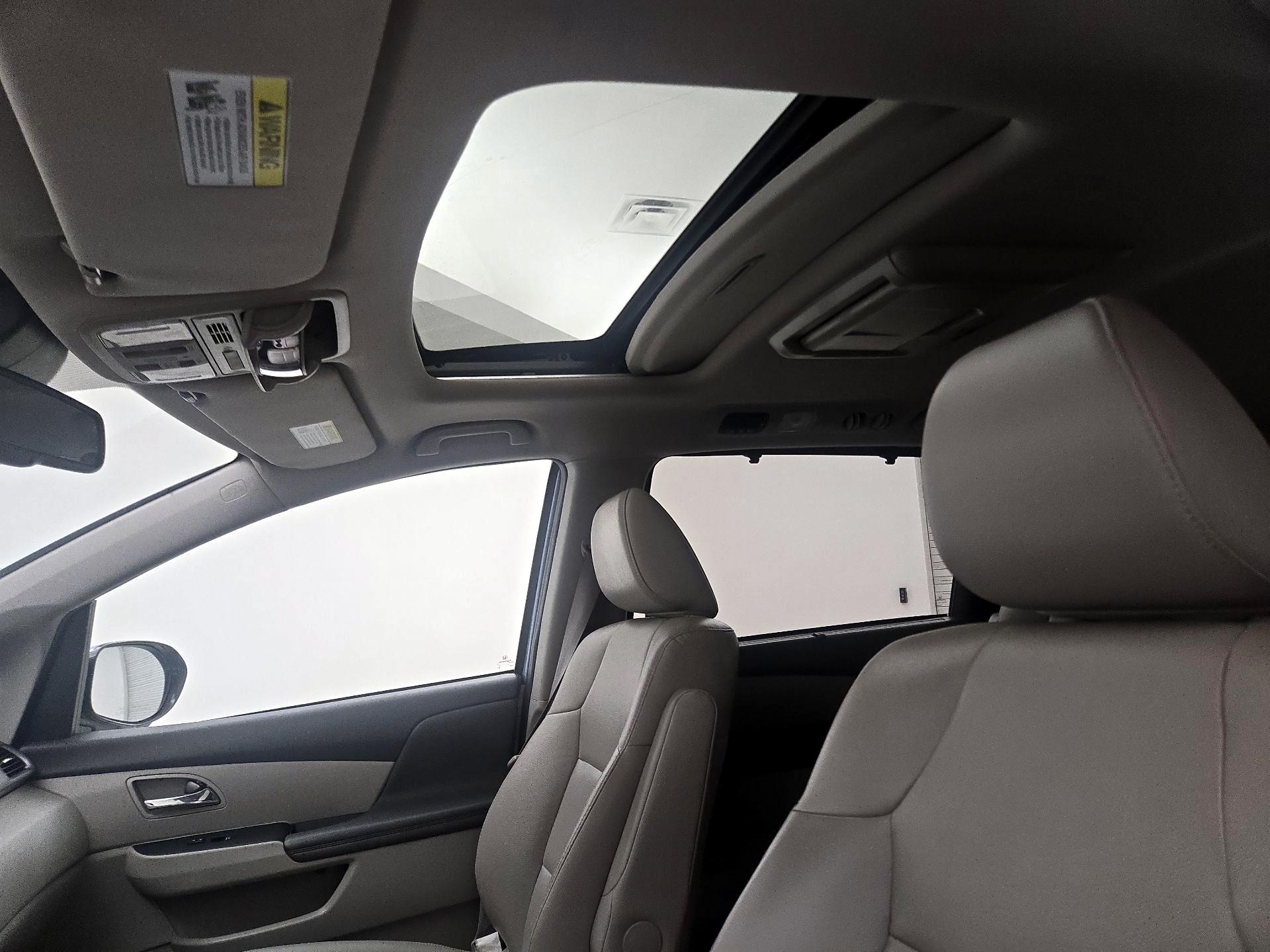 Thumbnail: 2014 Honda Odyssey - 19