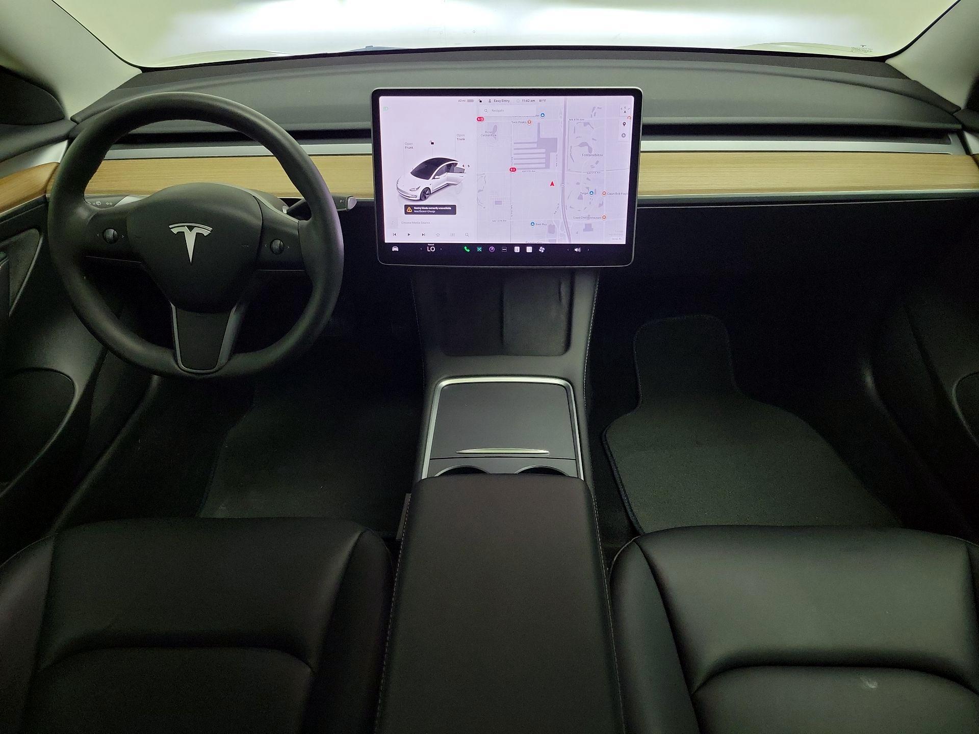 Thumbnail: 2023 Tesla Model 3 - 9
