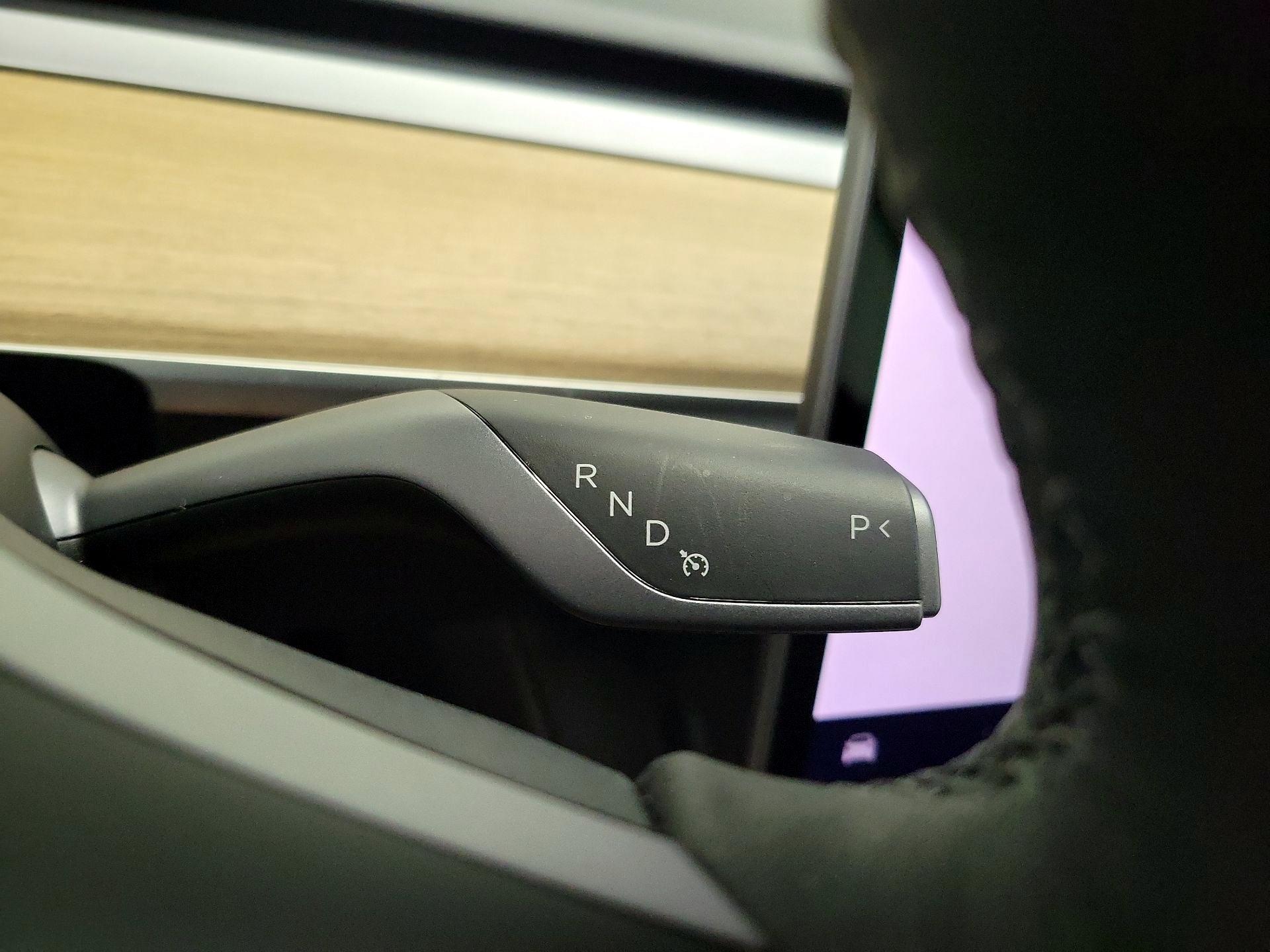 Thumbnail: 2023 Tesla Model 3 - 17