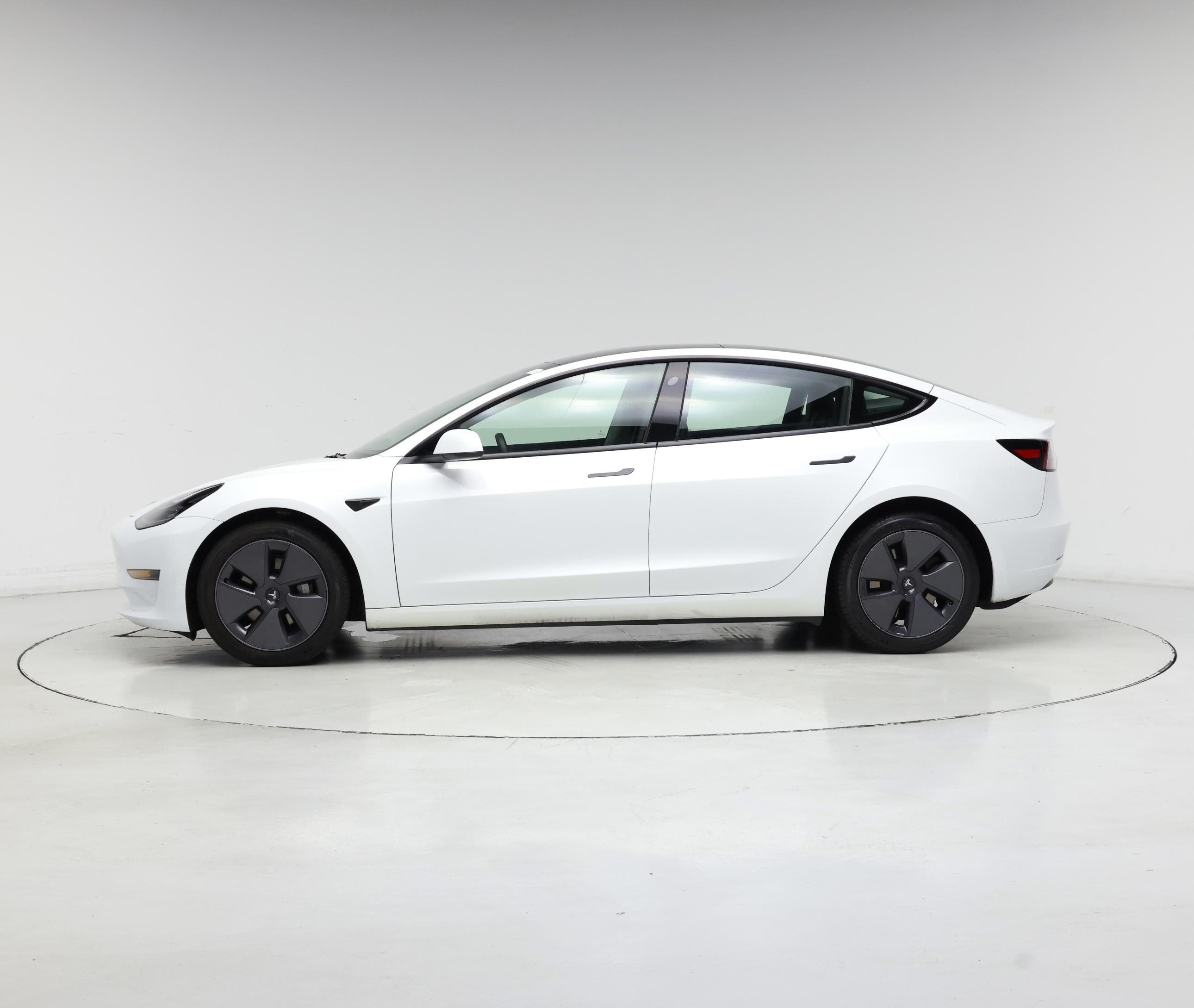 Thumbnail: 2023 Tesla Model 3 - 3