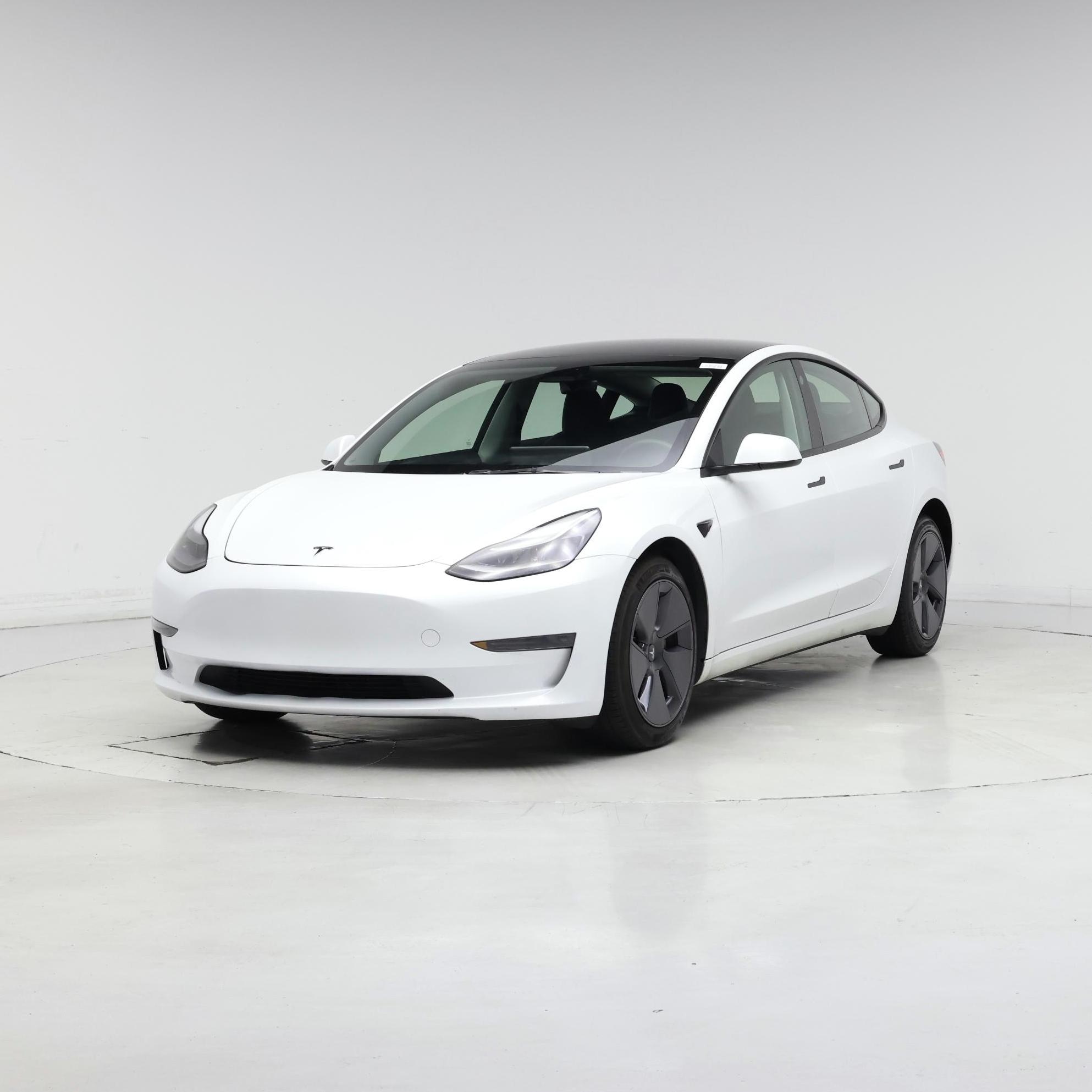 Thumbnail: 2023 Tesla Model 3 - 4
