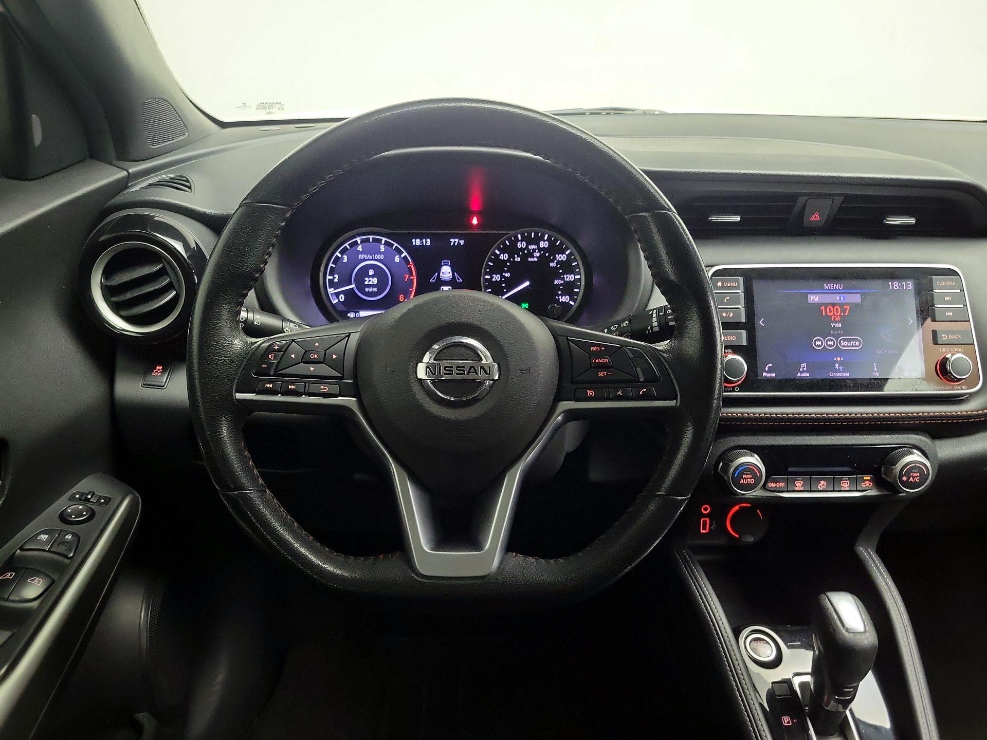 Thumbnail: 2019 Nissan Kicks - 10