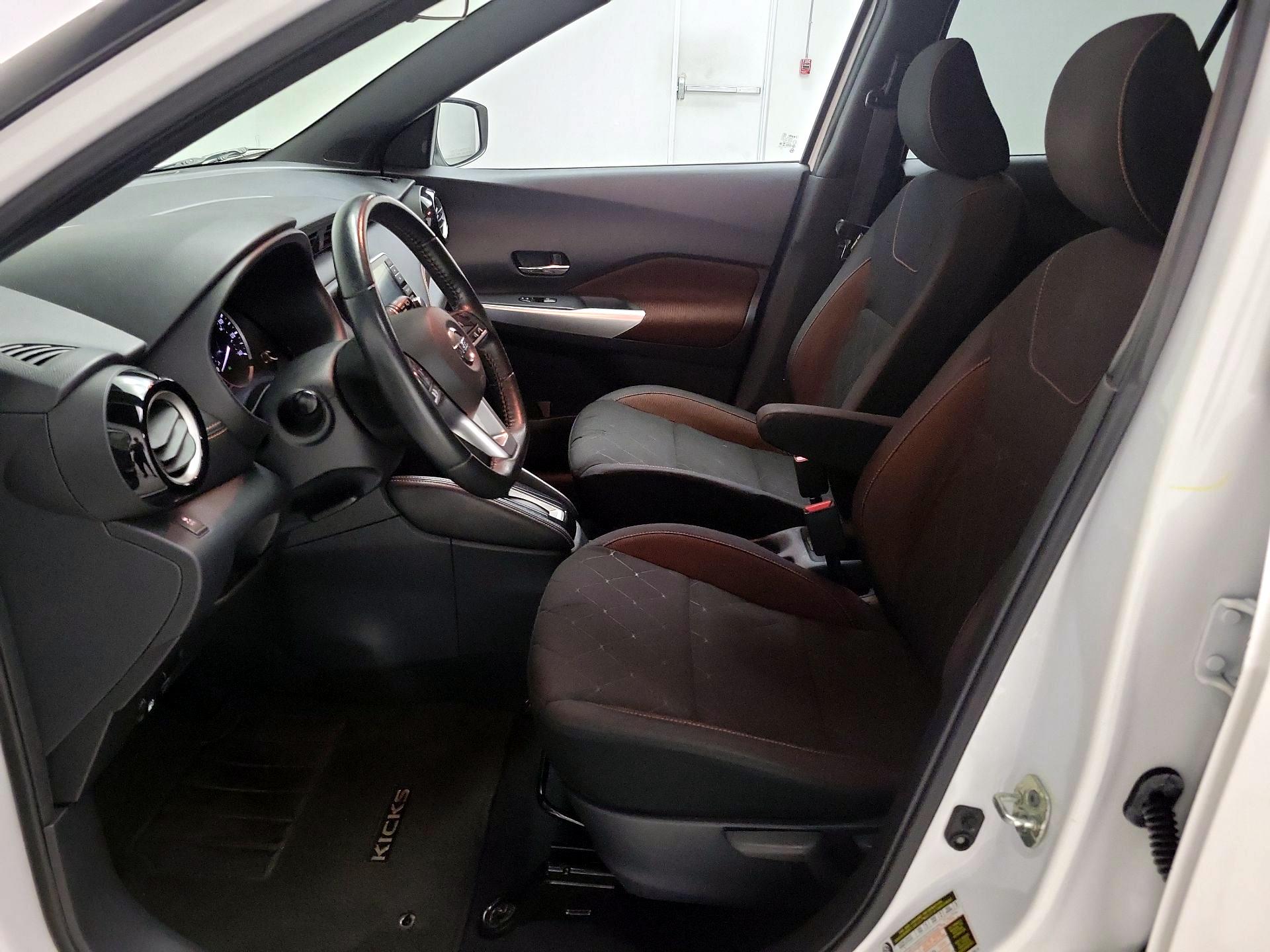 Thumbnail: 2019 Nissan Kicks - 11