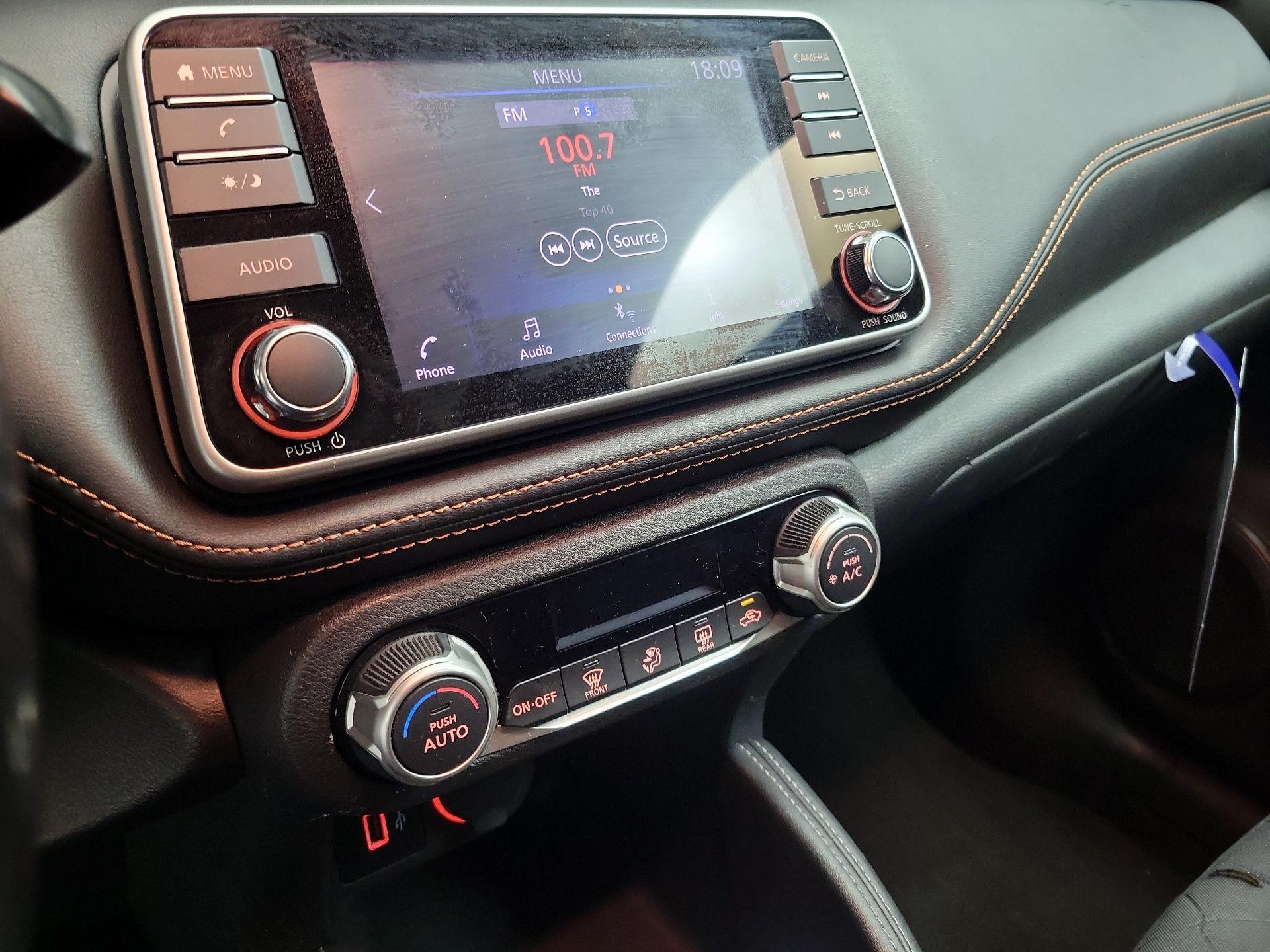 Thumbnail: 2019 Nissan Kicks - 15