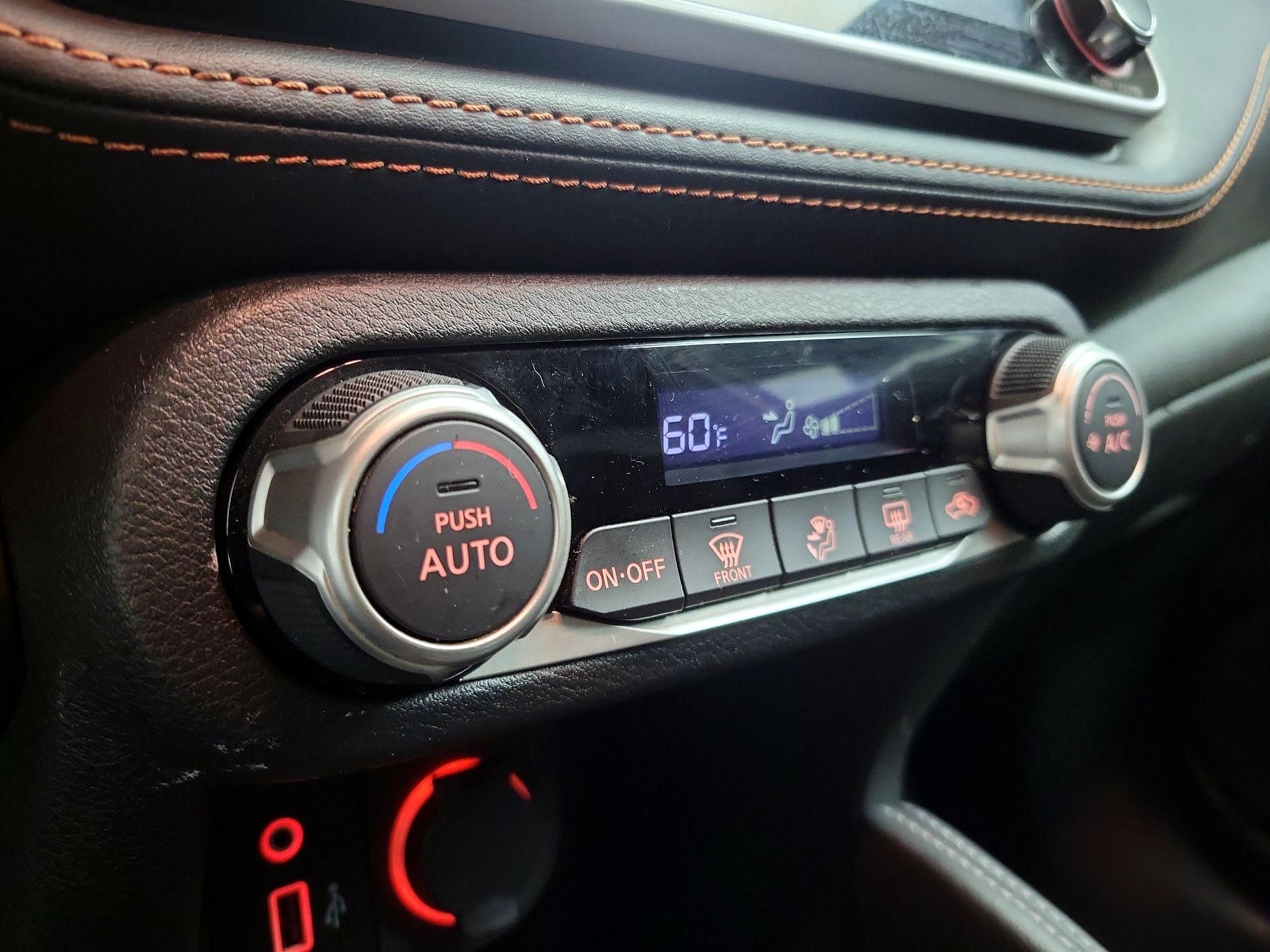 Thumbnail: 2019 Nissan Kicks - 16