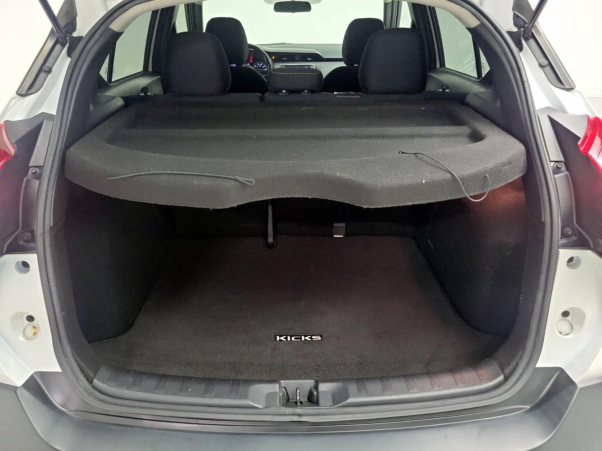 Thumbnail: 2019 Nissan Kicks - 20