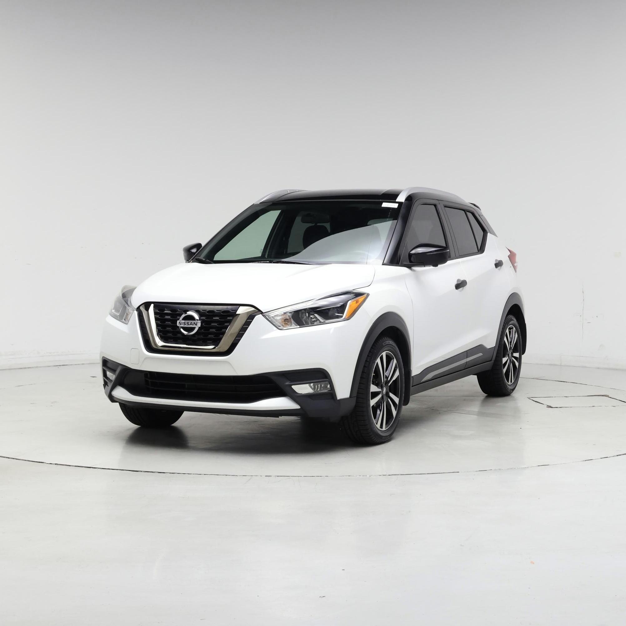 Thumbnail: 2019 Nissan Kicks - 4