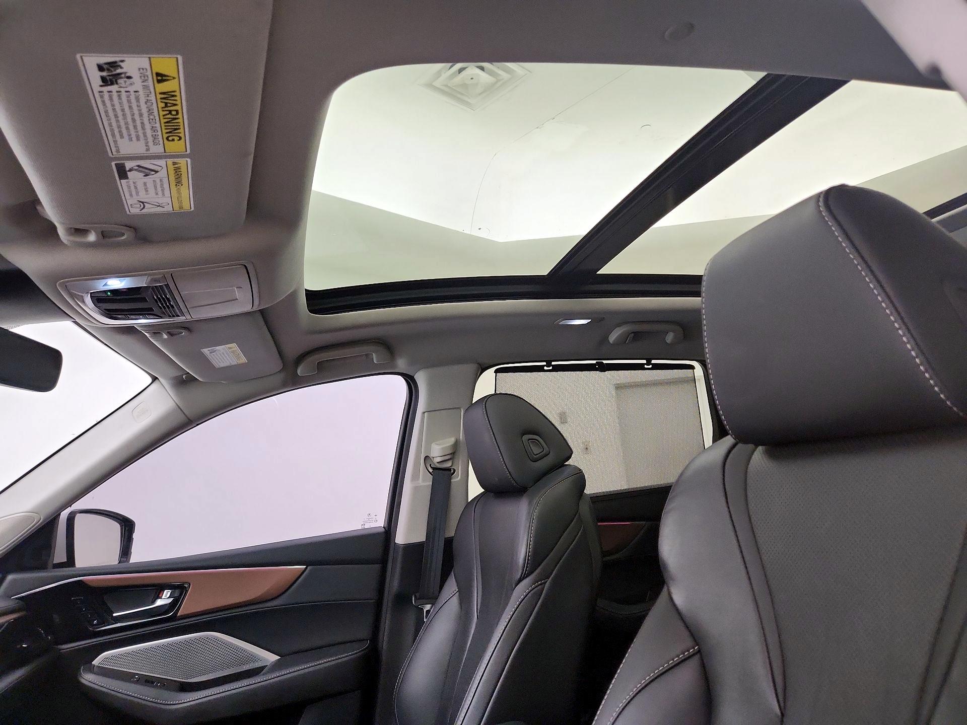 Thumbnail: 2022 Acura MDX - 20