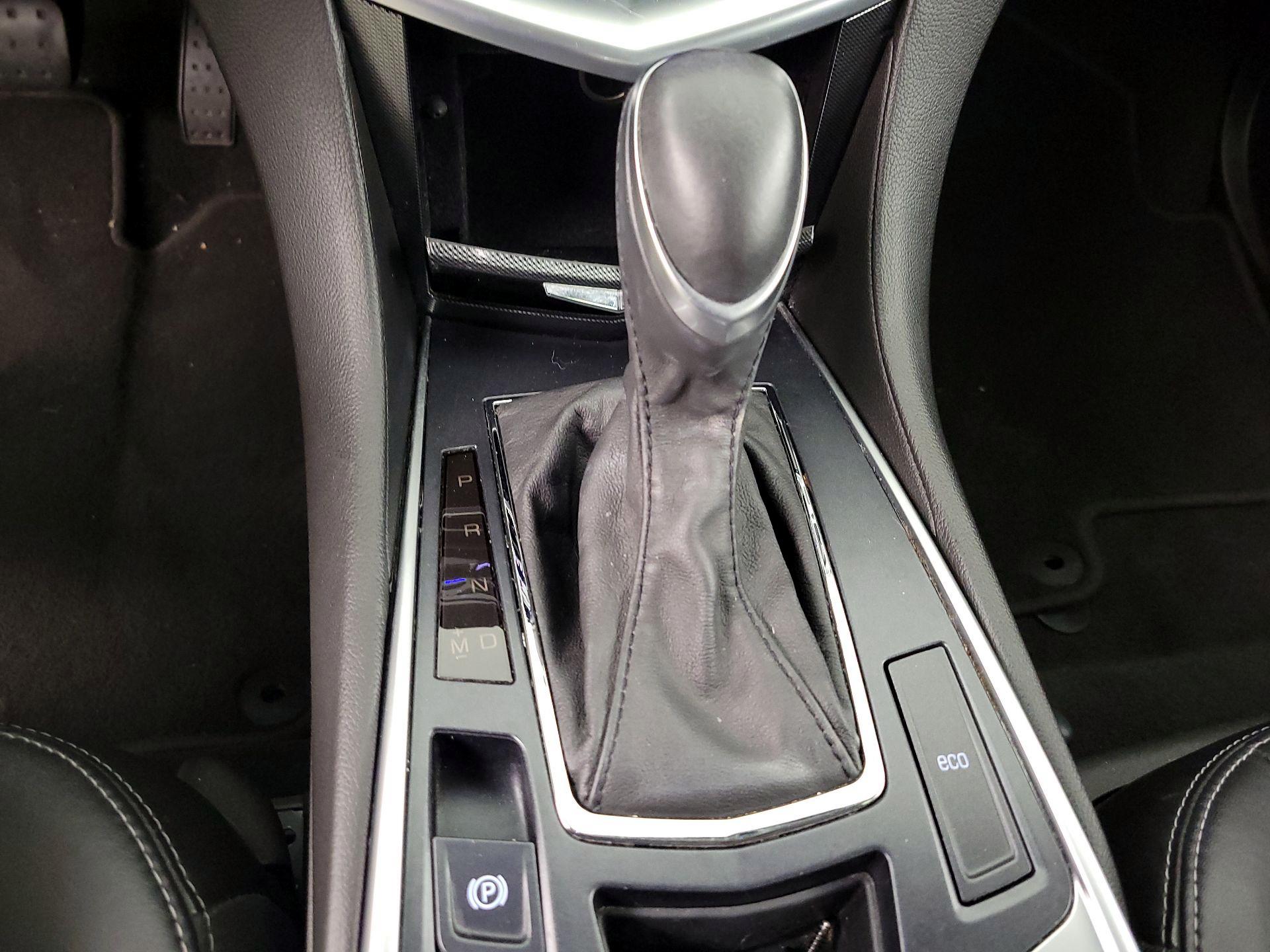 Thumbnail: 2015 Cadillac SRX - 16