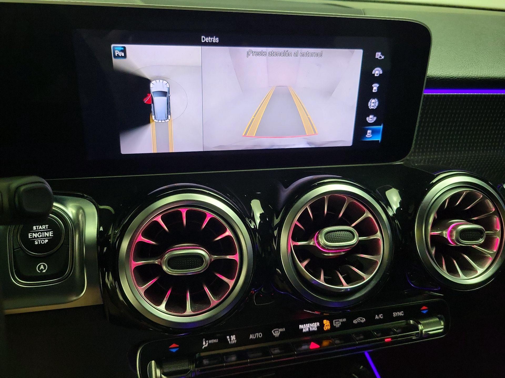Thumbnail: 2020 Mercedes-Benz GLB - 15