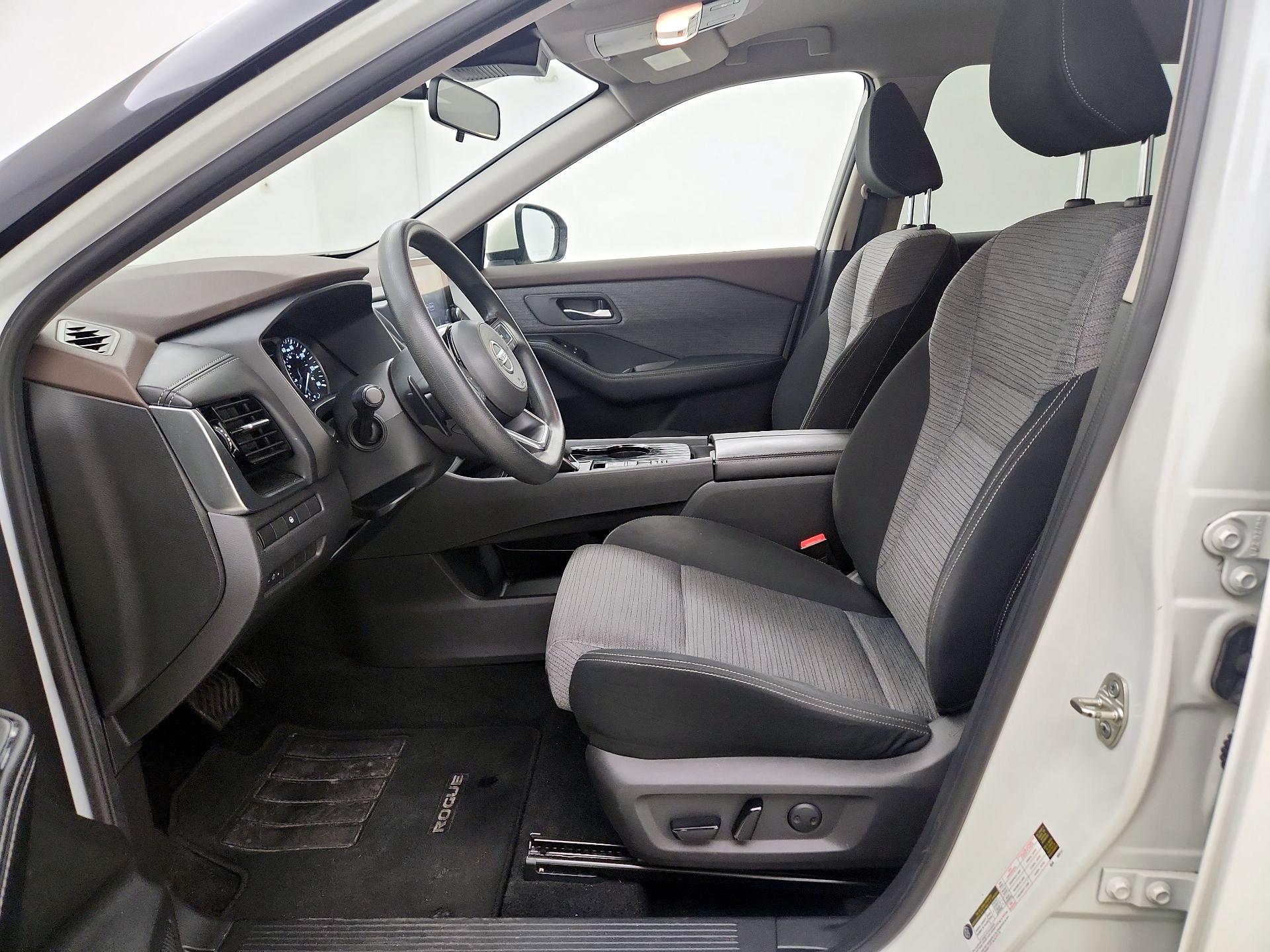 Thumbnail: 2021 Nissan Rogue - 11