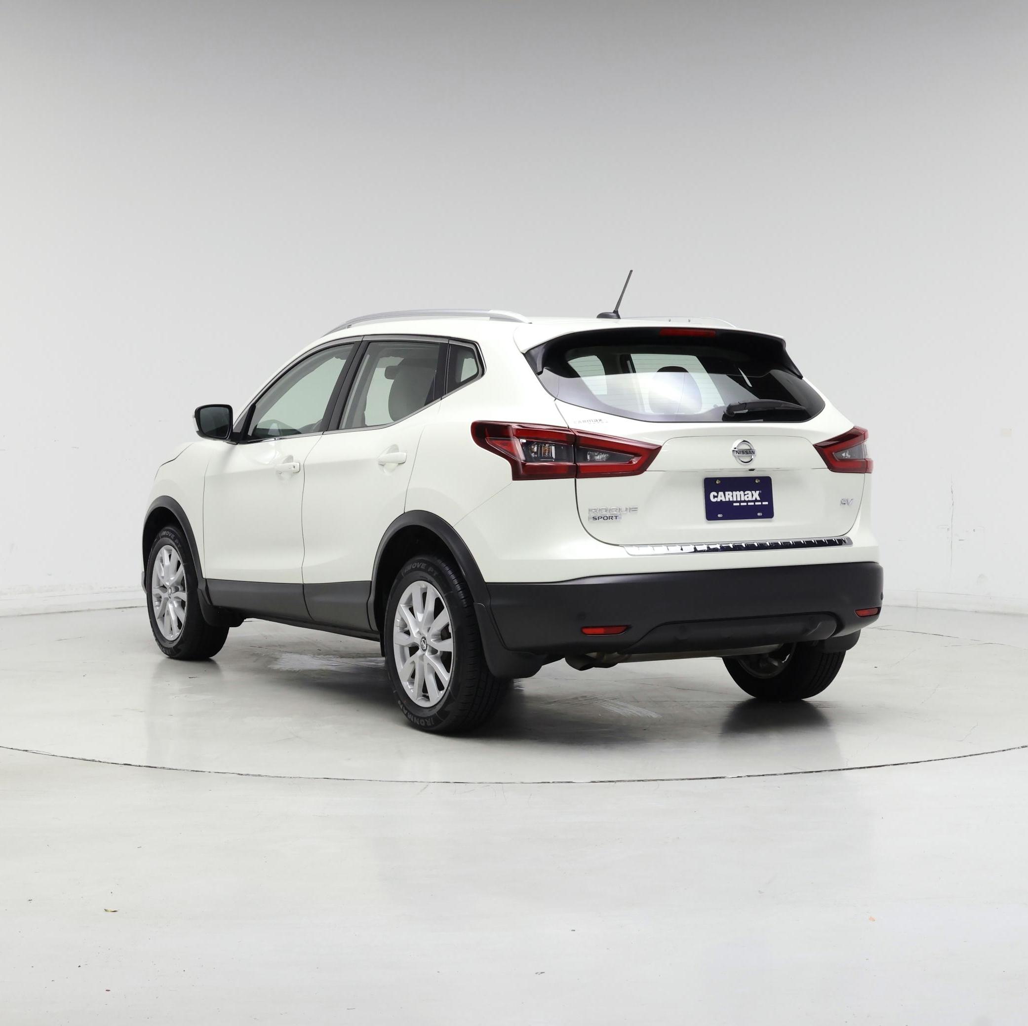 Thumbnail: 2021 Nissan Rogue Sport - 2