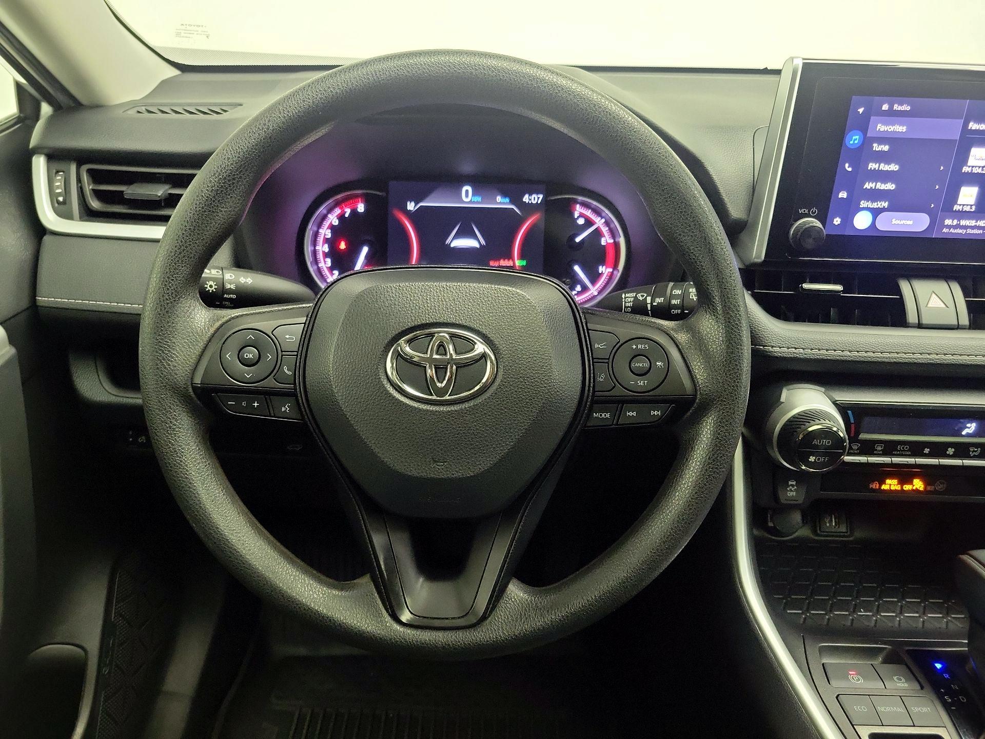 Thumbnail: 2023 Toyota RAV4 - 10