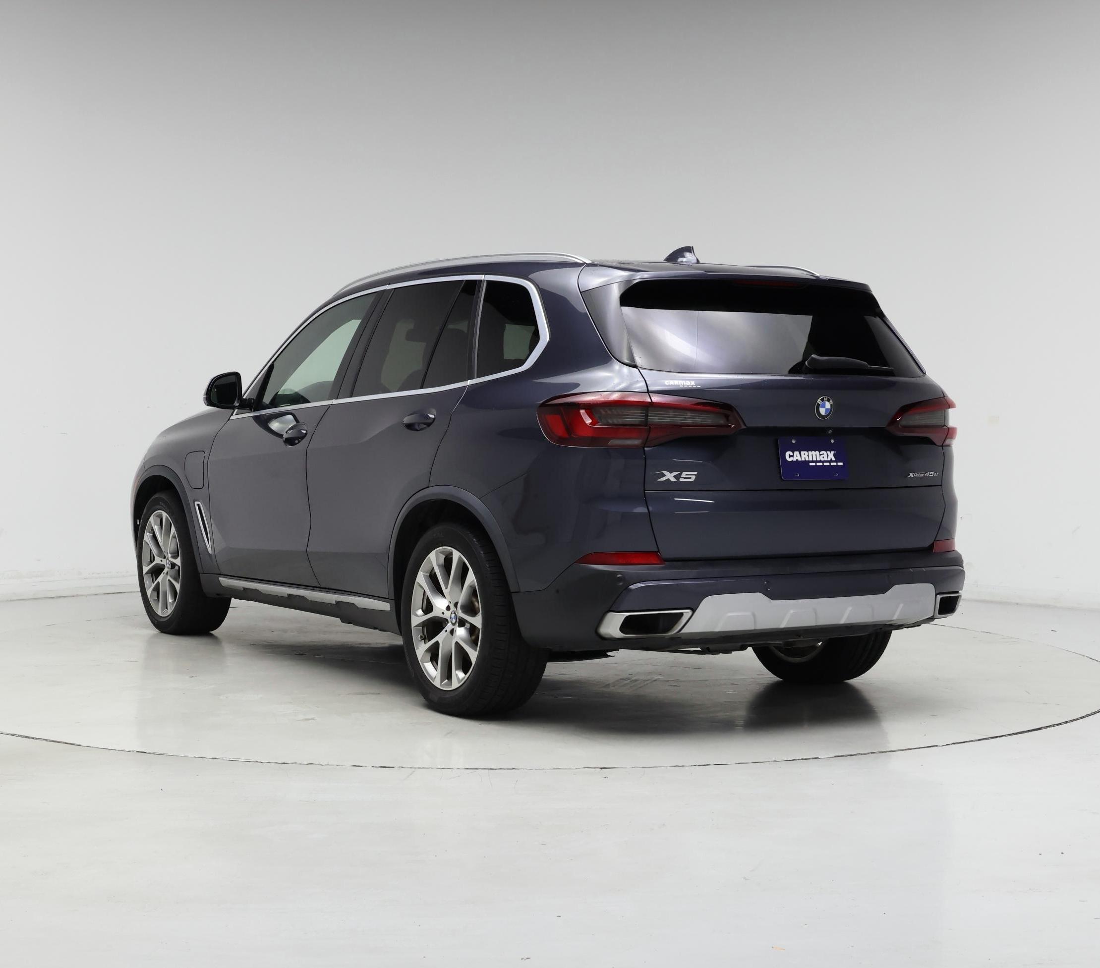 Thumbnail: 2021 BMW X5 - 2