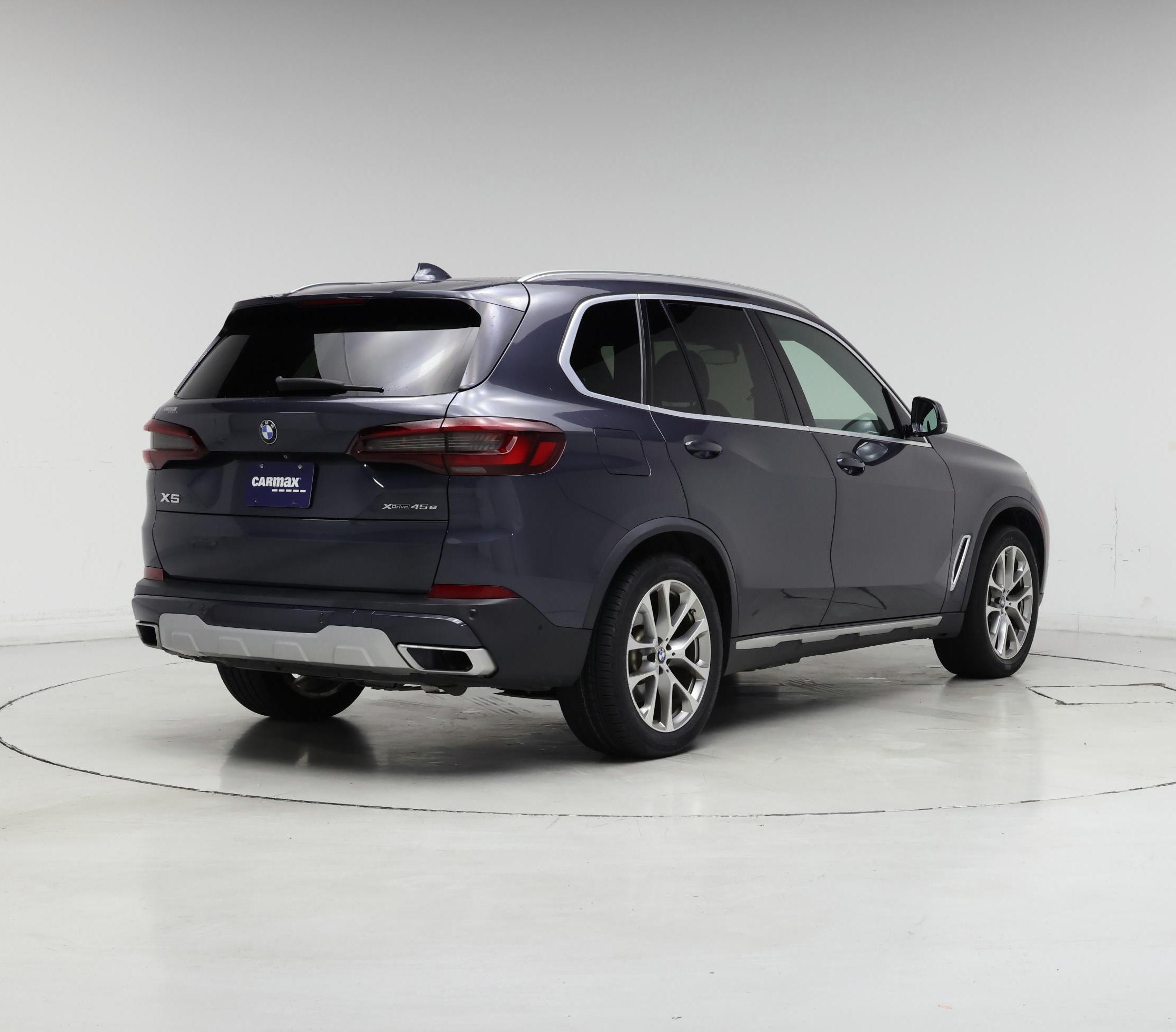 Thumbnail: 2021 BMW X5 - 8