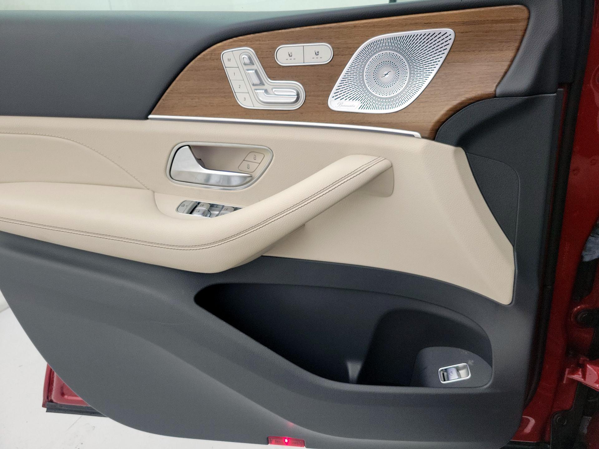 Thumbnail: 2020 Mercedes-Benz GLE - 12