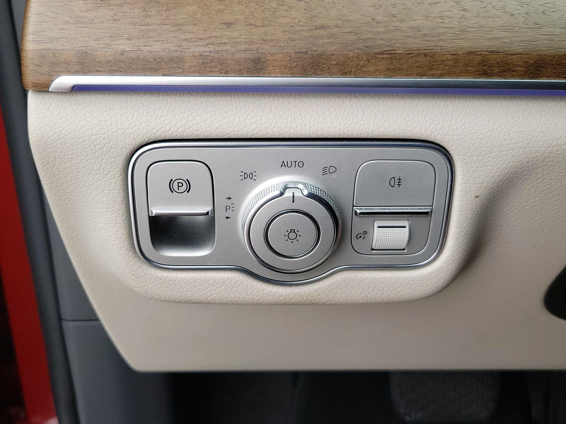 Thumbnail: 2020 Mercedes-Benz GLE - 13