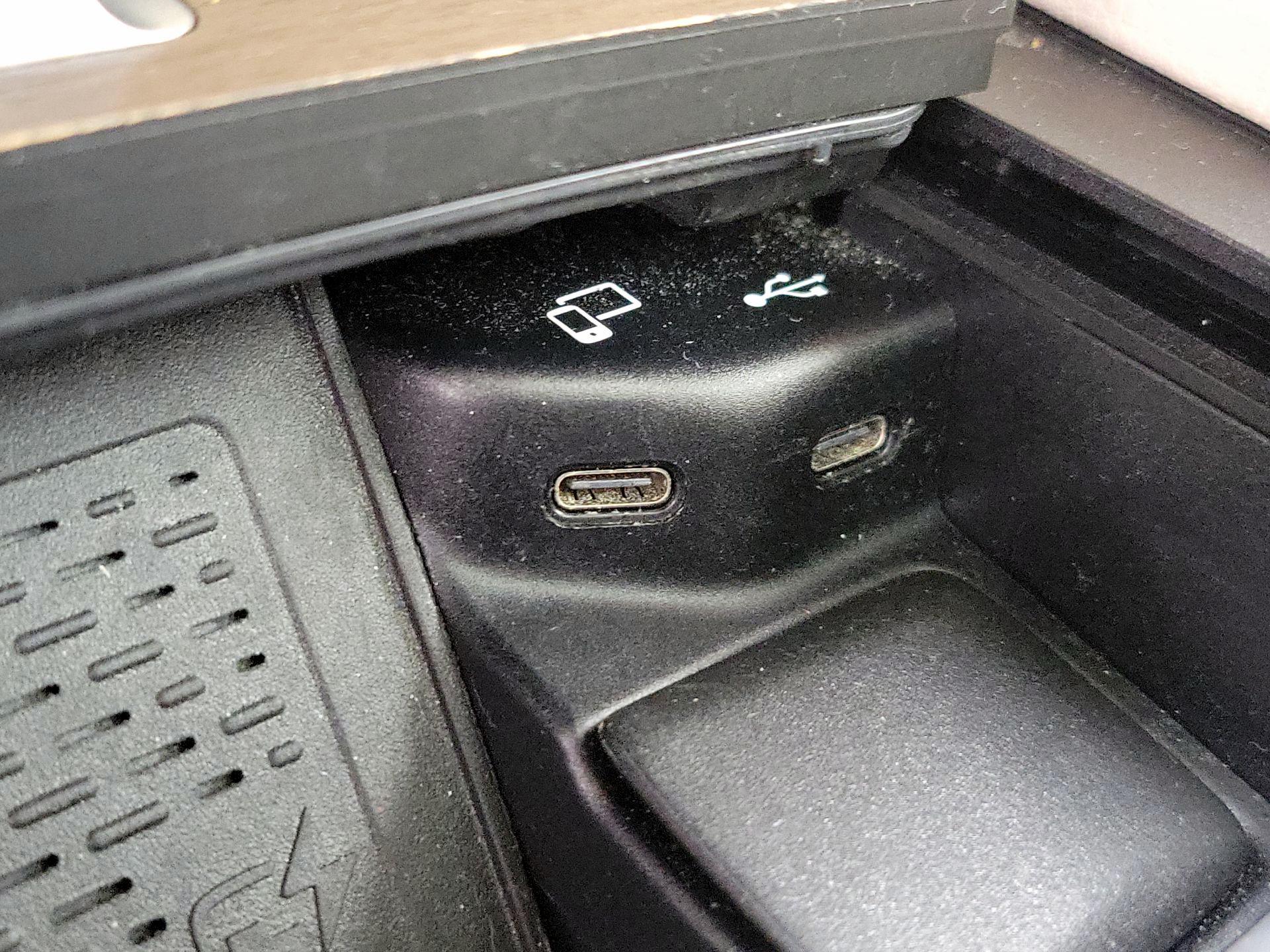 Thumbnail: 2020 Mercedes-Benz GLE - 19