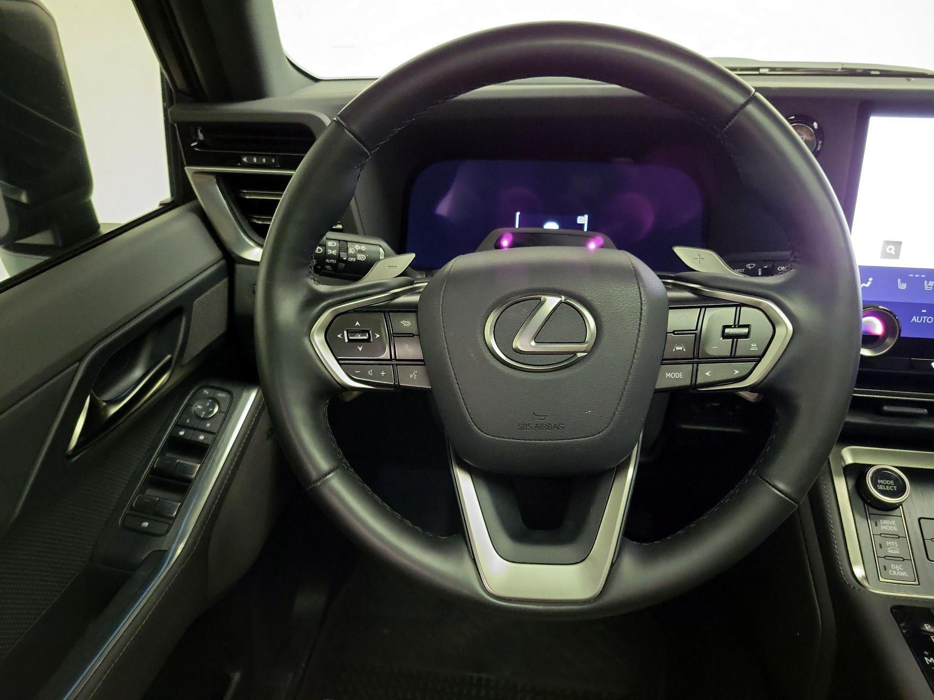 Thumbnail: 2024 Lexus GX - 10