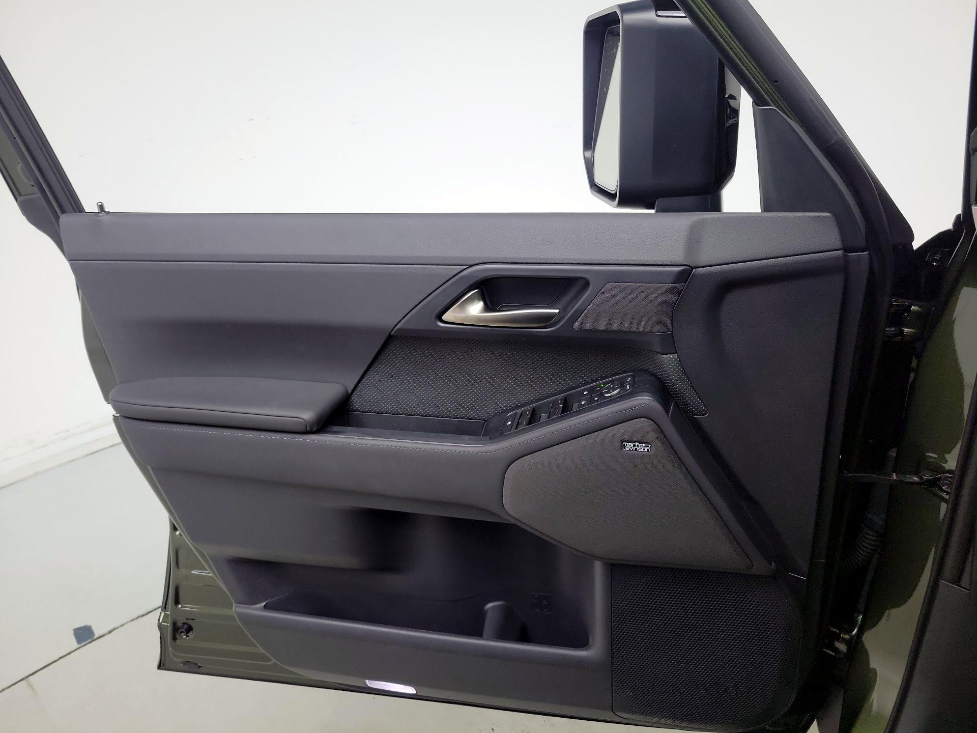 Thumbnail: 2024 Lexus GX - 12