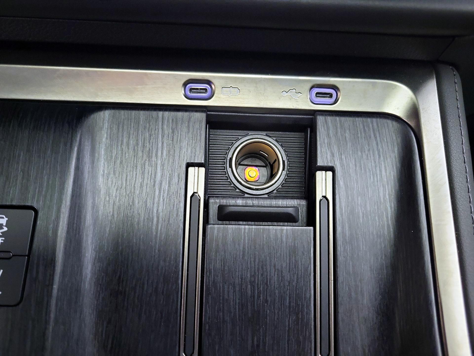 Thumbnail: 2024 Lexus GX - 19