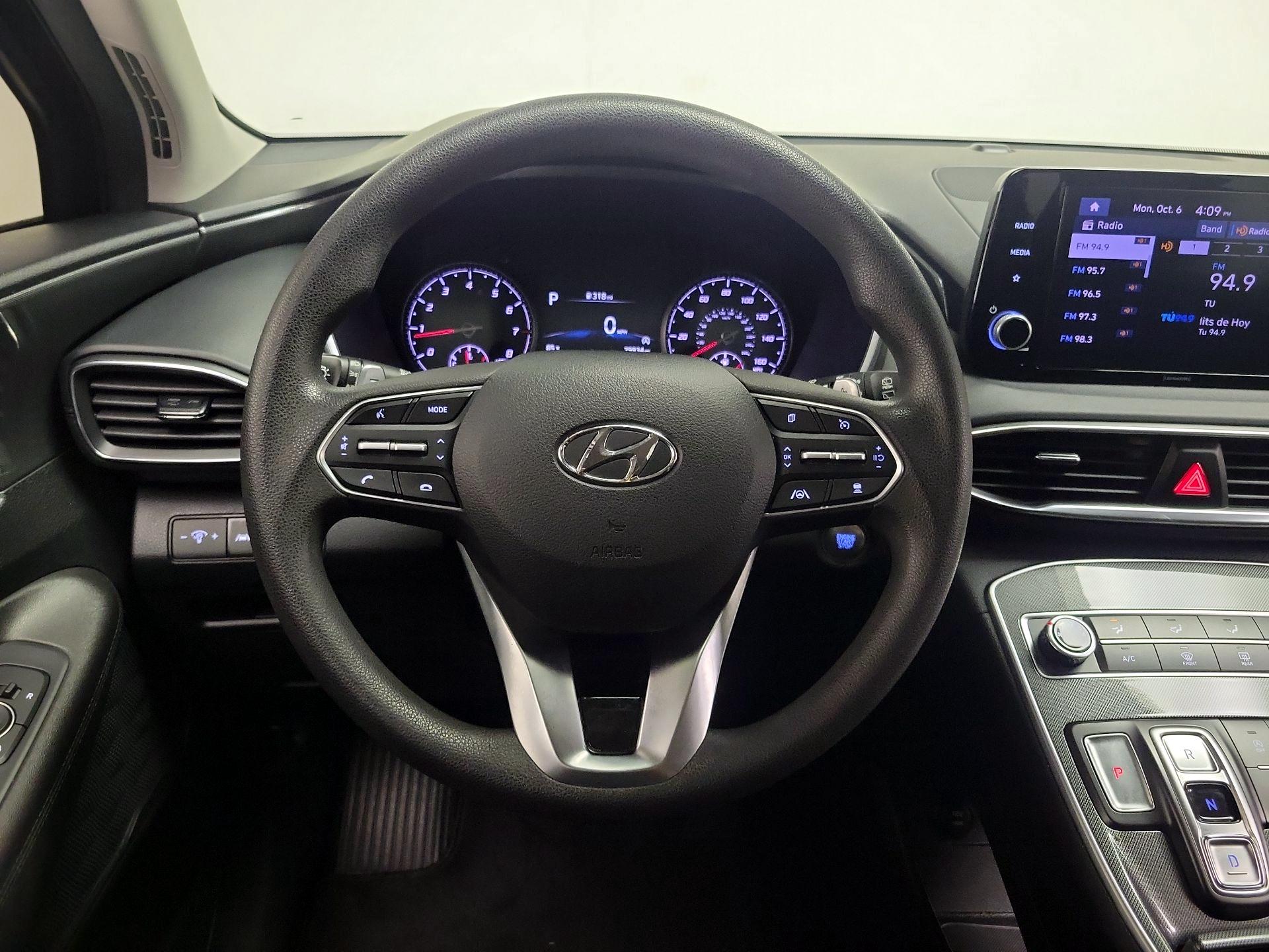 Thumbnail: 2022 Hyundai Santa Fe - 10