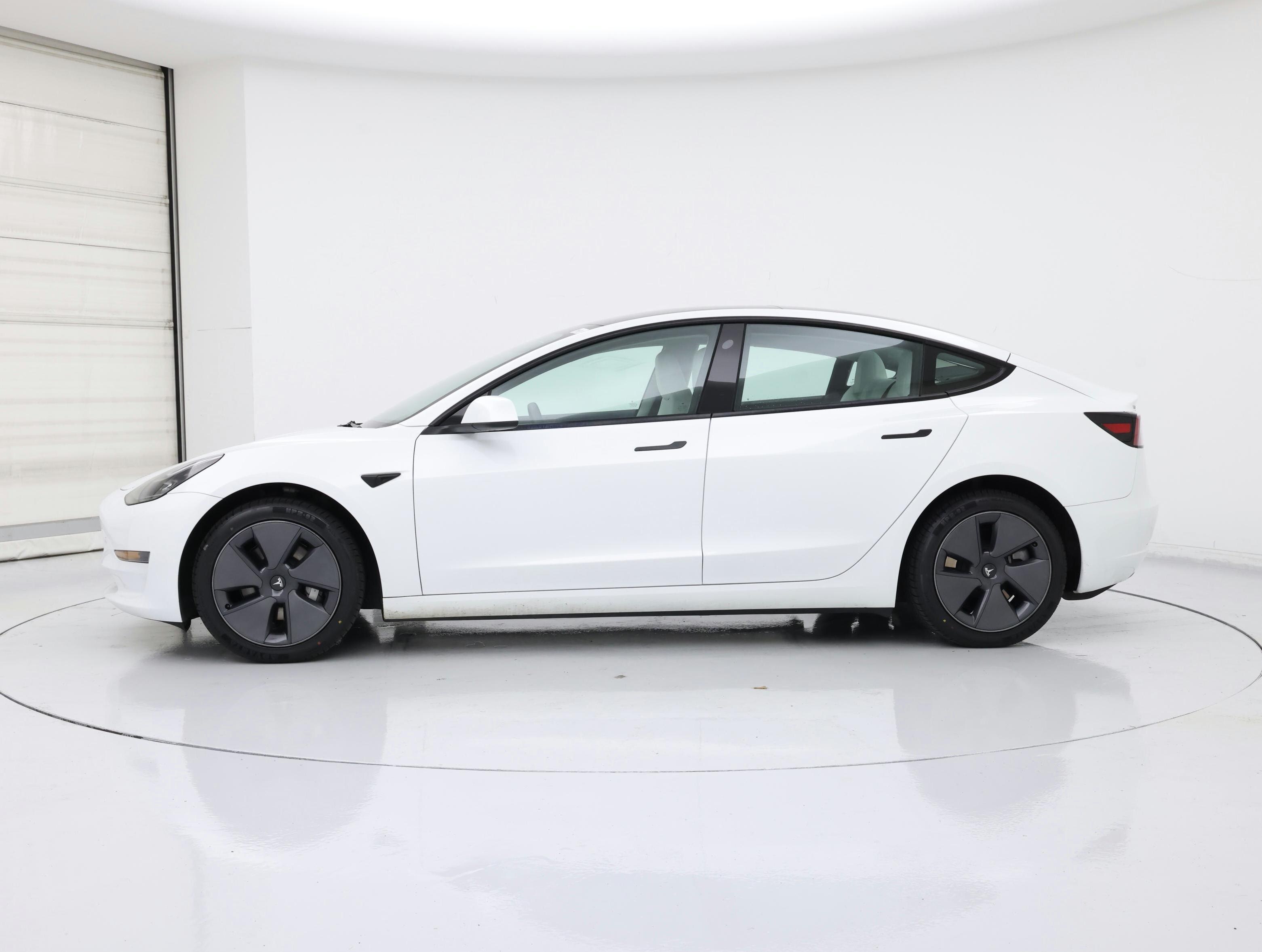 Thumbnail: 2023 Tesla Model 3 - 3