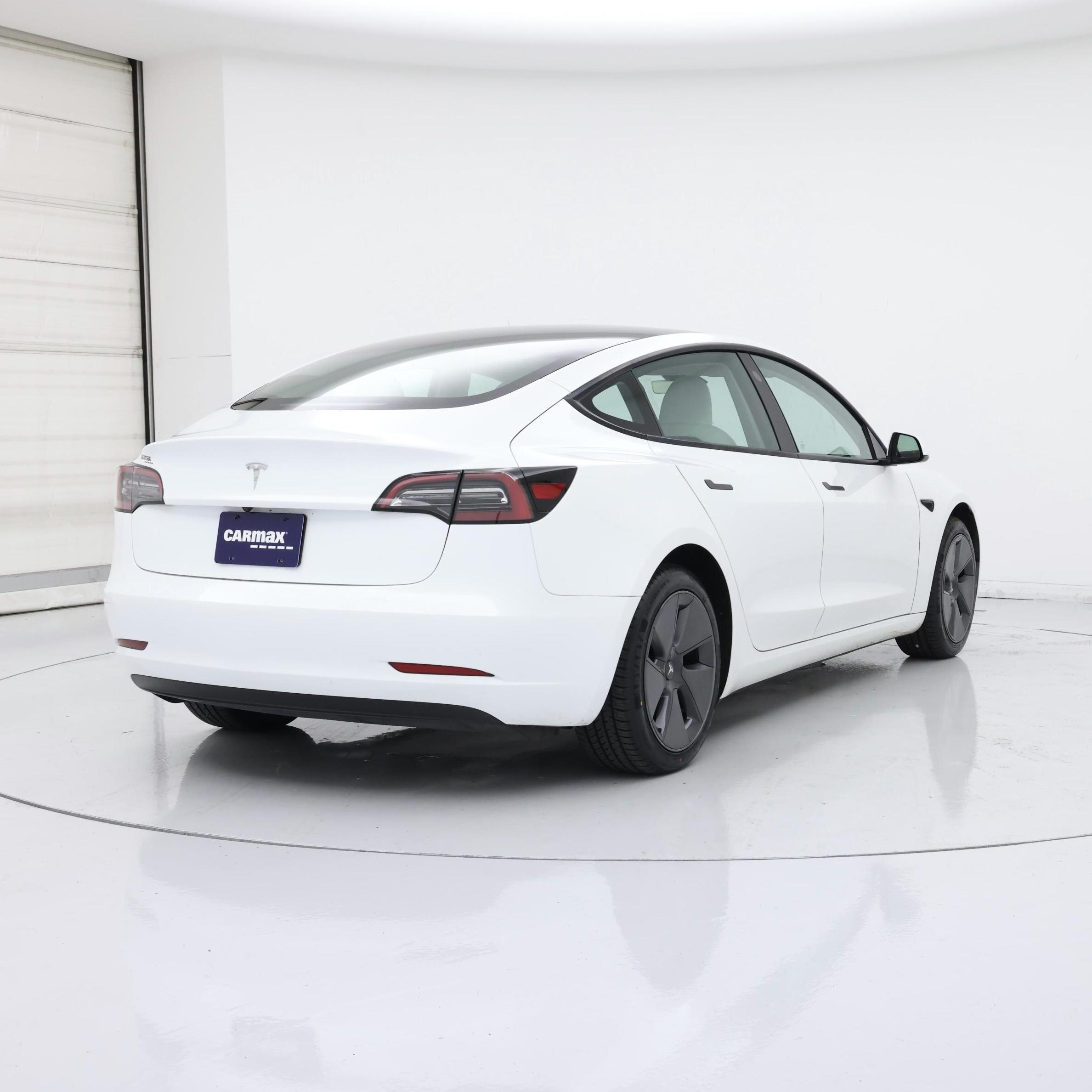 Thumbnail: 2023 Tesla Model 3 - 8