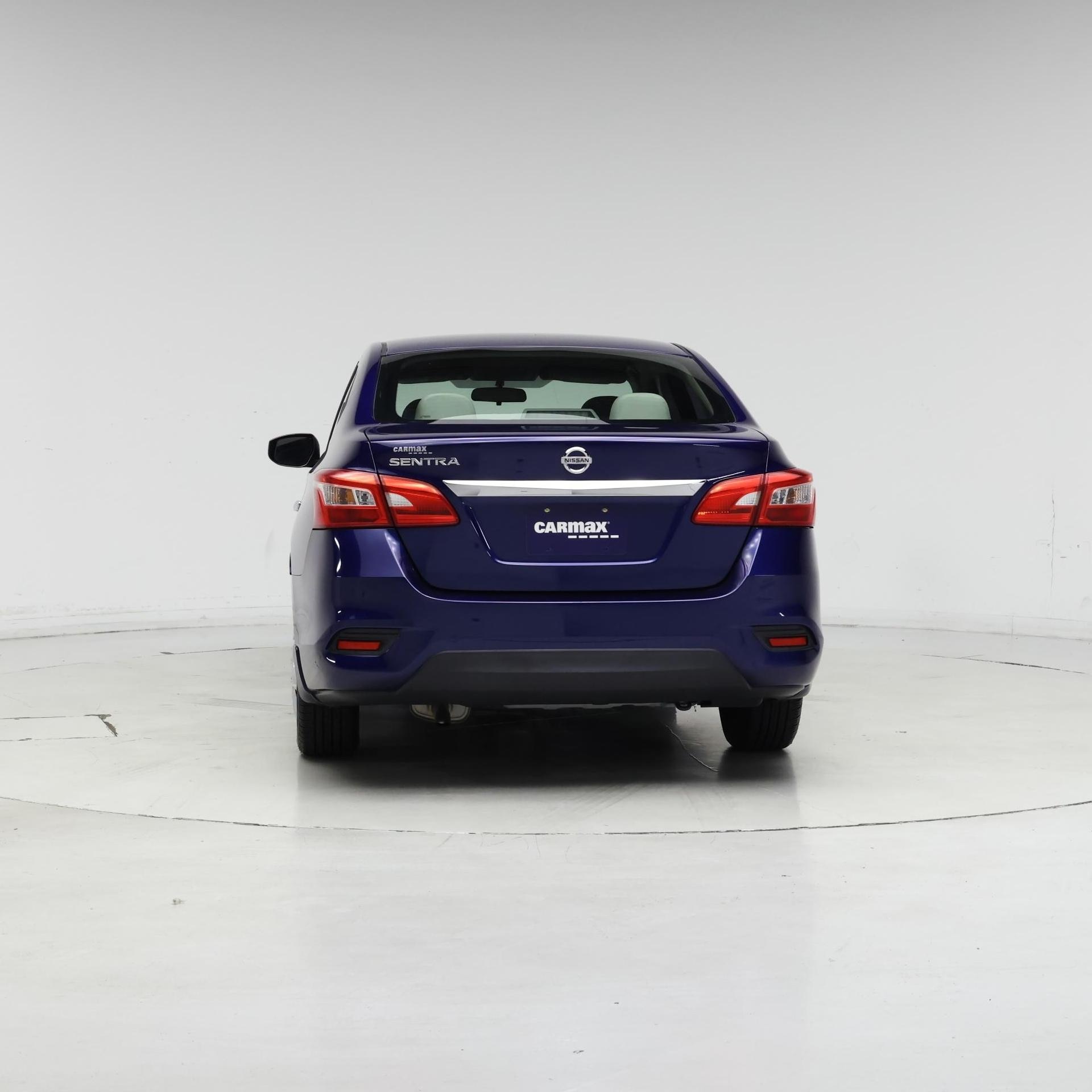 Thumbnail: 2017 Nissan Sentra - 6