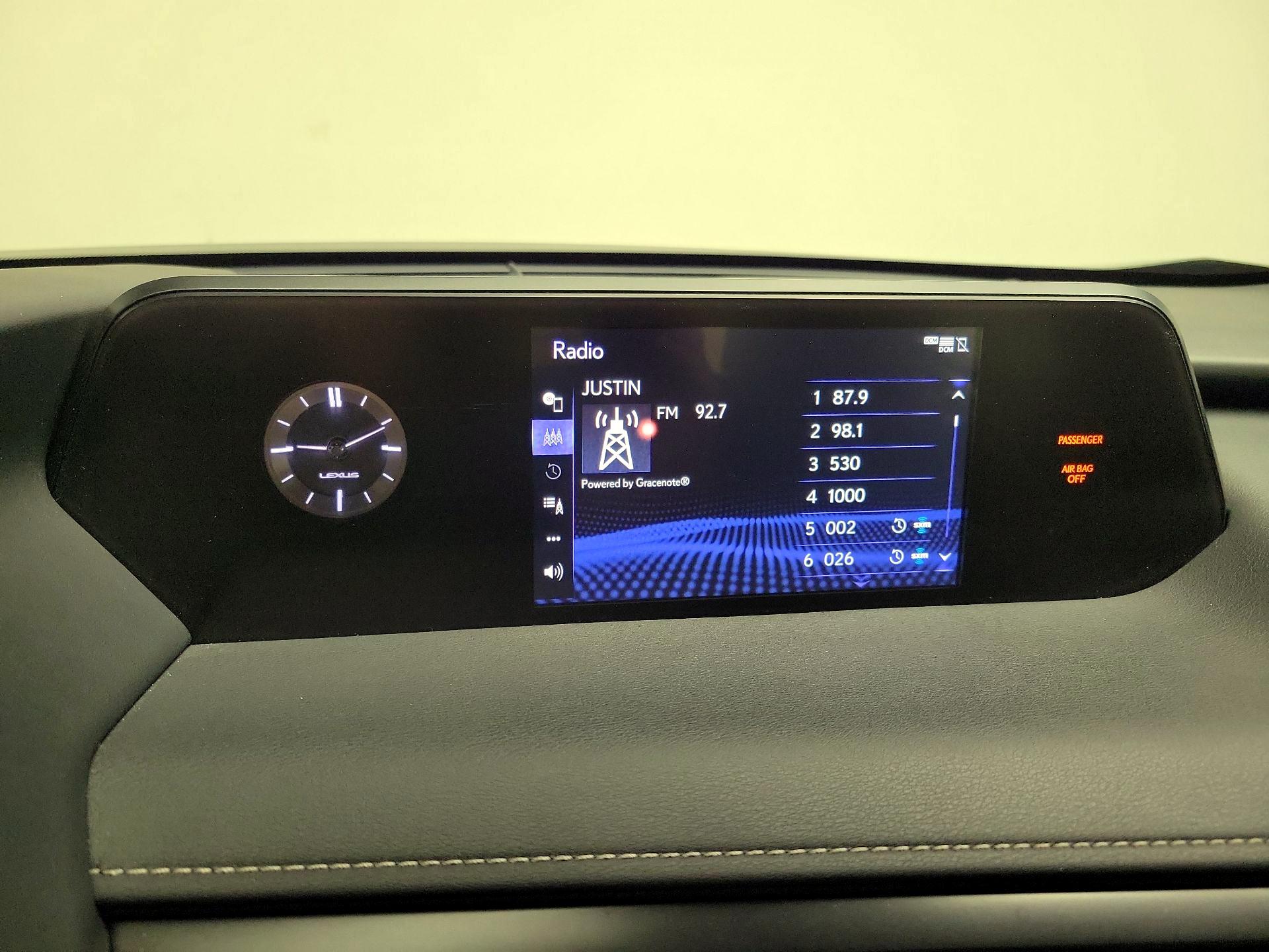 Thumbnail: 2022 Lexus UX - 16