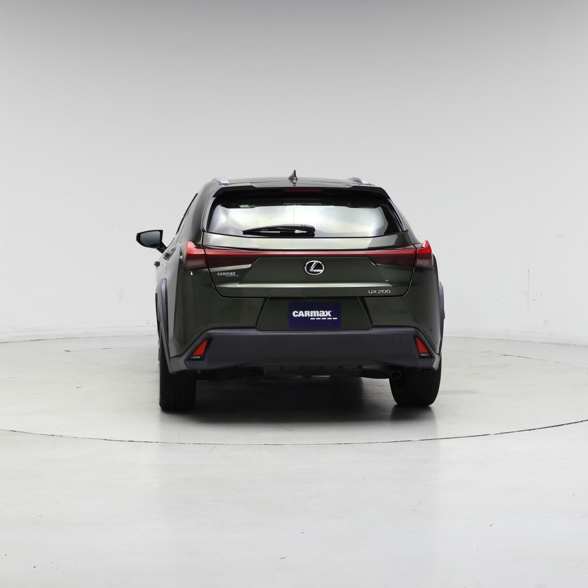 Thumbnail: 2022 Lexus UX - 6