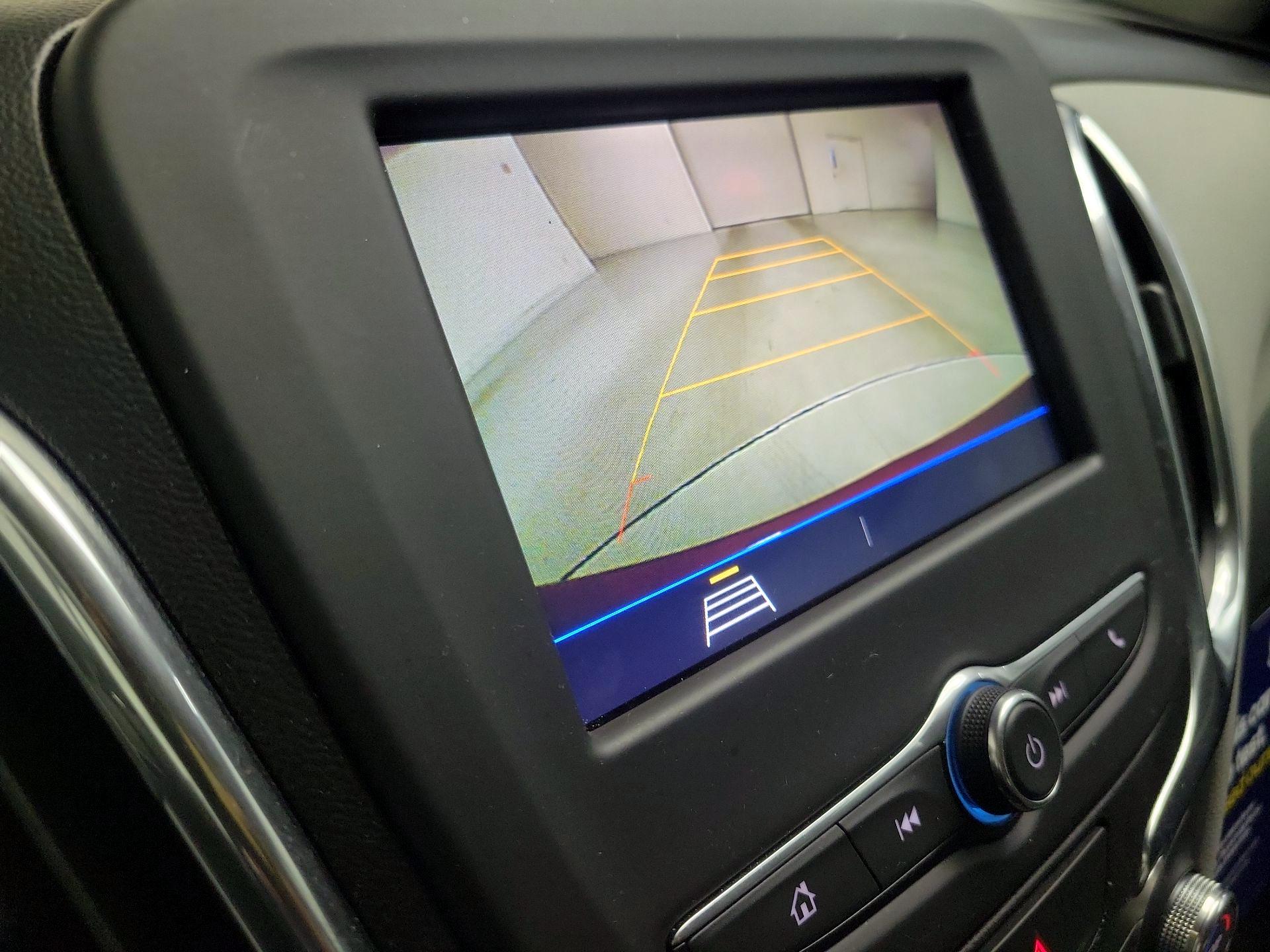 Thumbnail: 2019 Chevrolet Equinox - 14