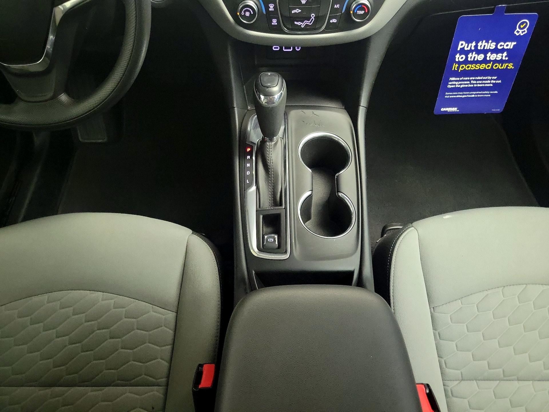Thumbnail: 2019 Chevrolet Equinox - 17