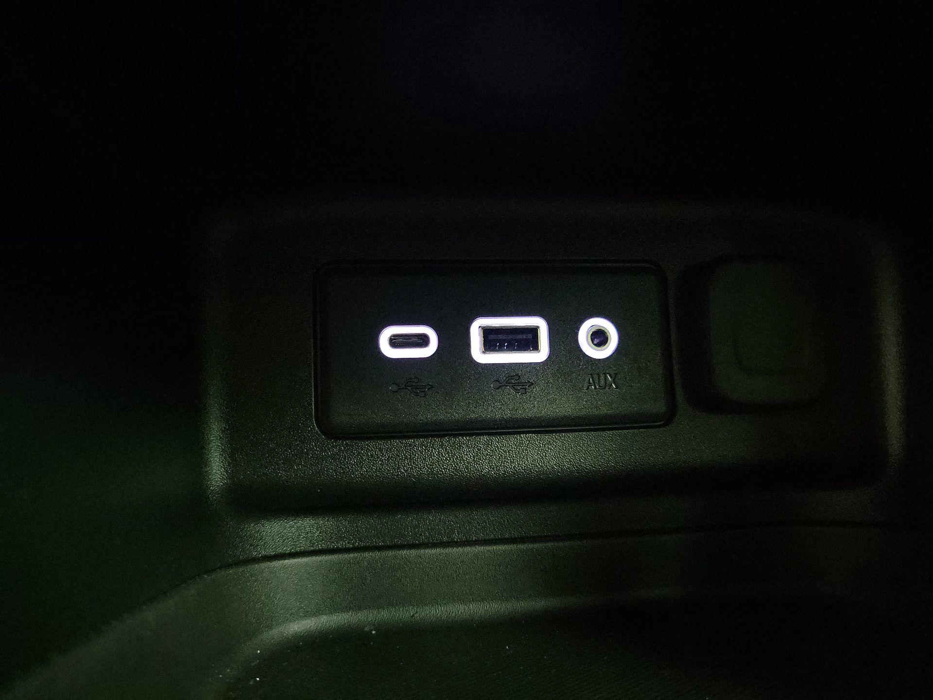 Thumbnail: 2019 Chevrolet Equinox - 18