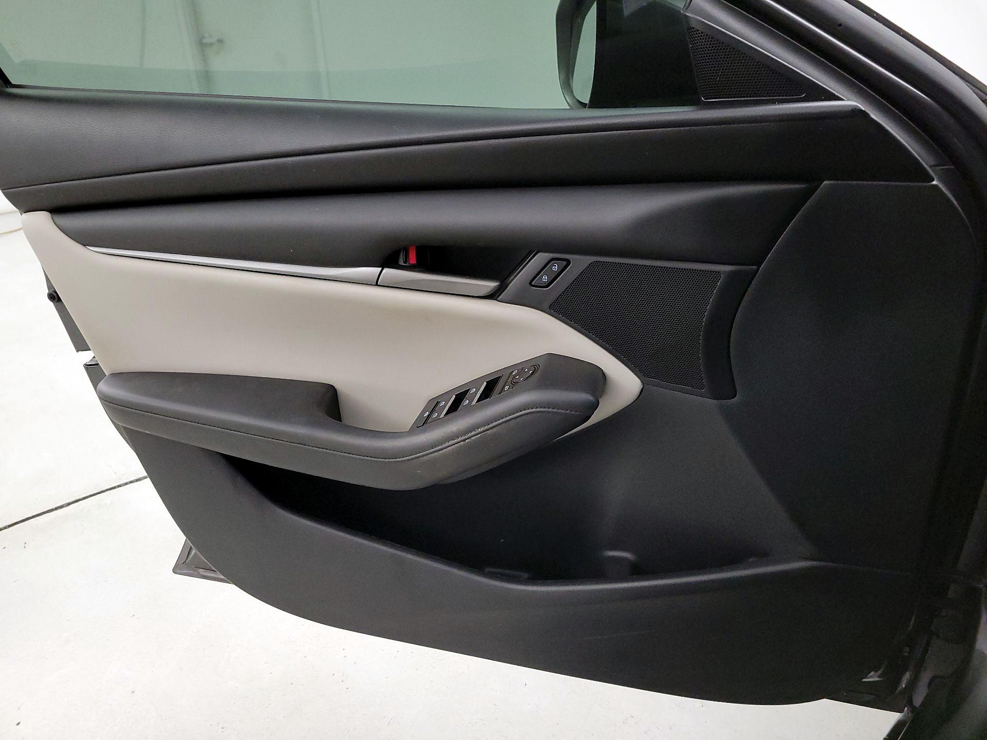 Thumbnail: 2020 Mazda Mazda3 - 12